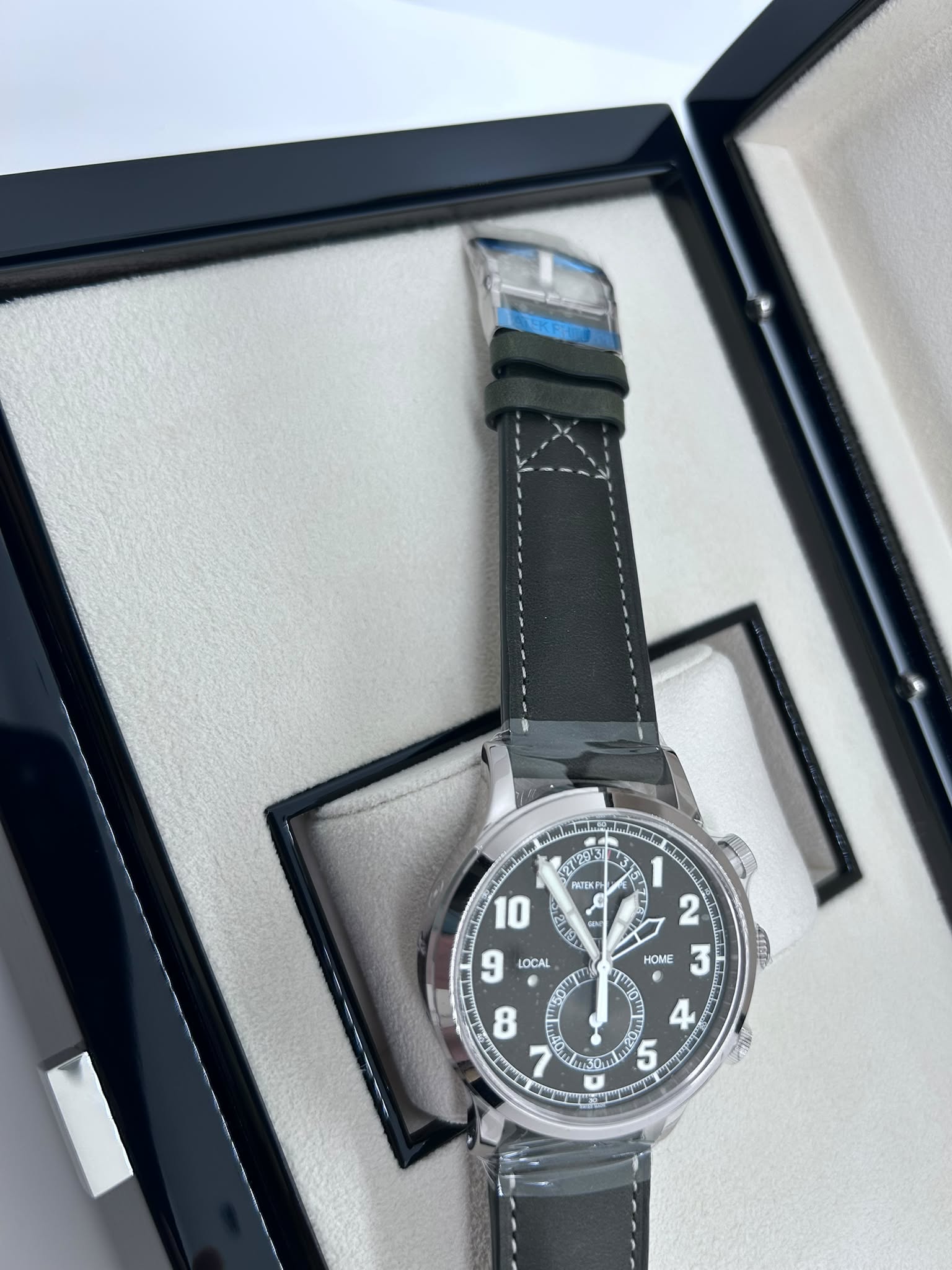 Patek Philippe complications 5924g-010 2026