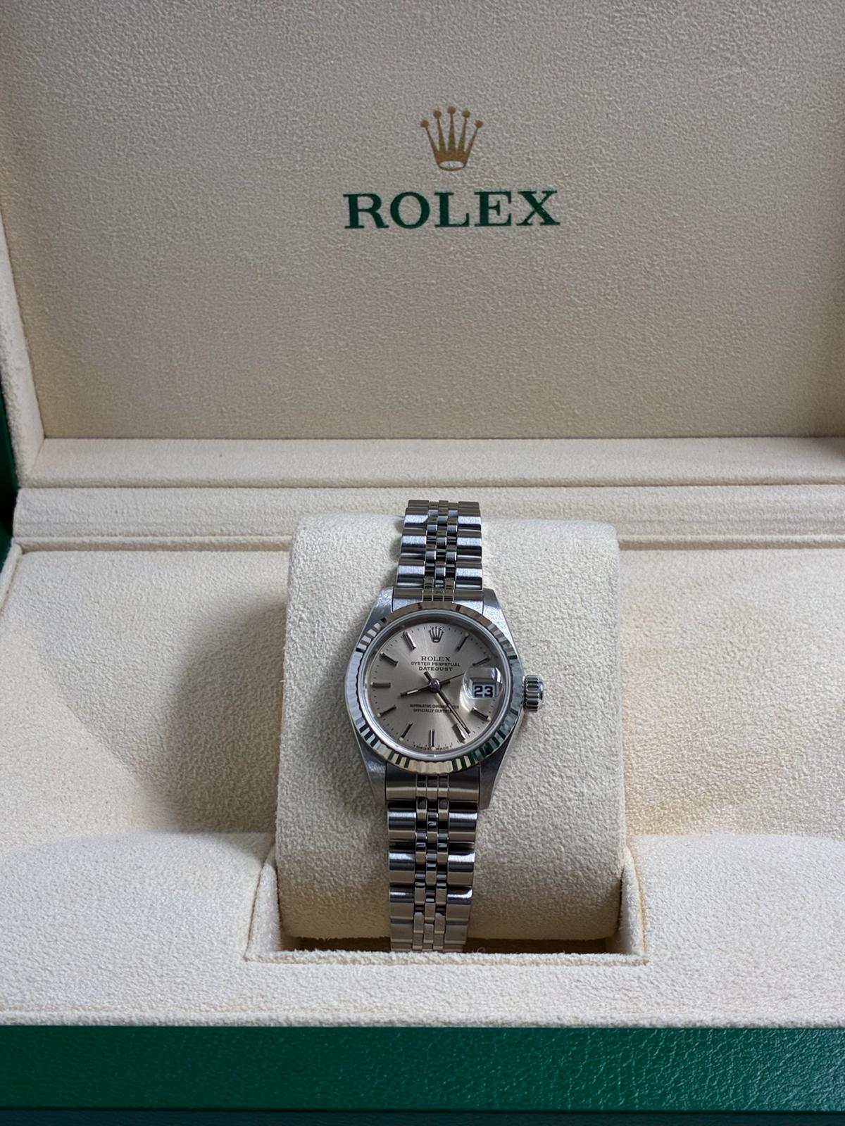 Rolex Lady-Datejust 69174 Silver Jub 1998 – EW Watches