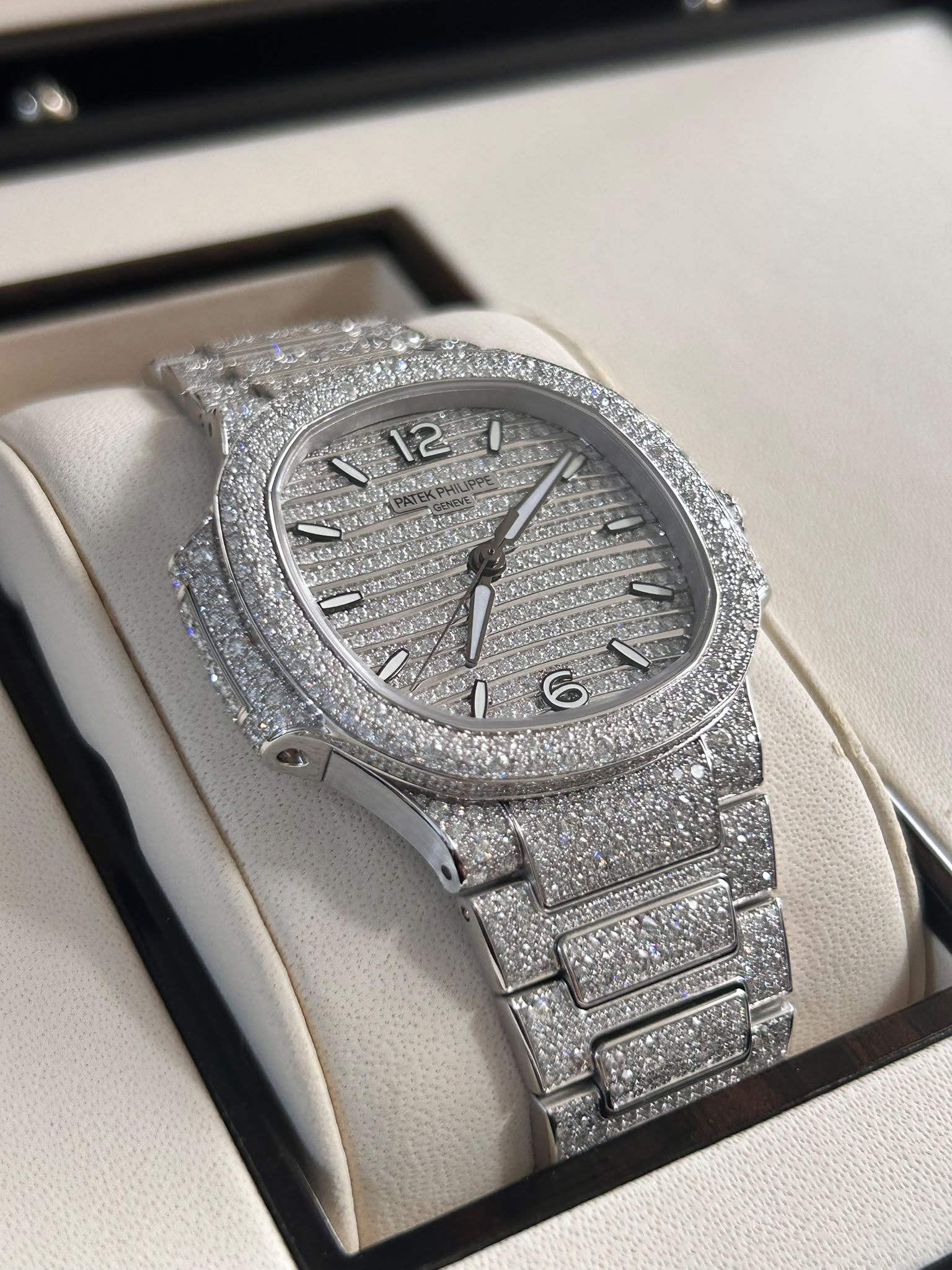 Patek Philippe Nautilus 7118/1450G-001  2026