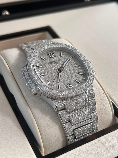 Patek Philippe Nautilus 7118/1450G-001  2025