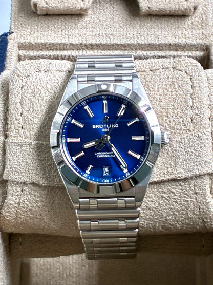 Breitling Chronomat 32 A77310101C1A1