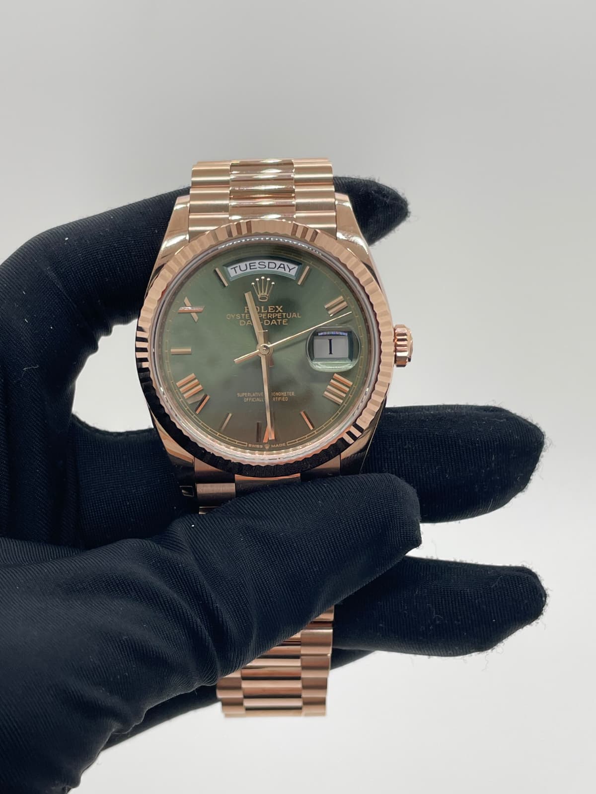 Rolex Day-Date 36 128235 GREEN ROMAN 2025