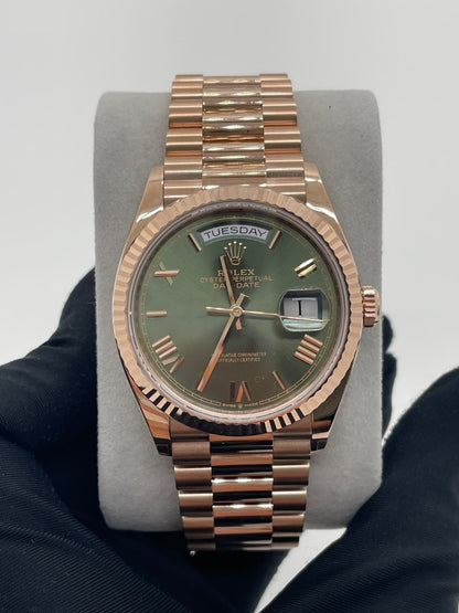 Rolex Day-Date 36 128235 GREEN ROMAN 2025
