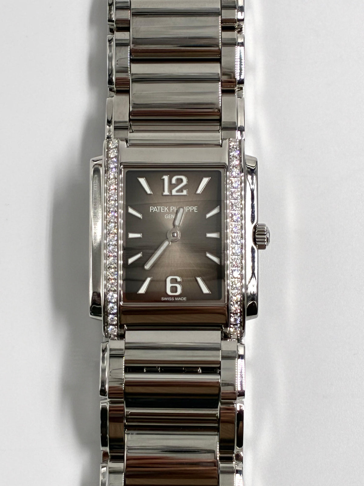 Patek Philippe 4910/1200A-010   2026