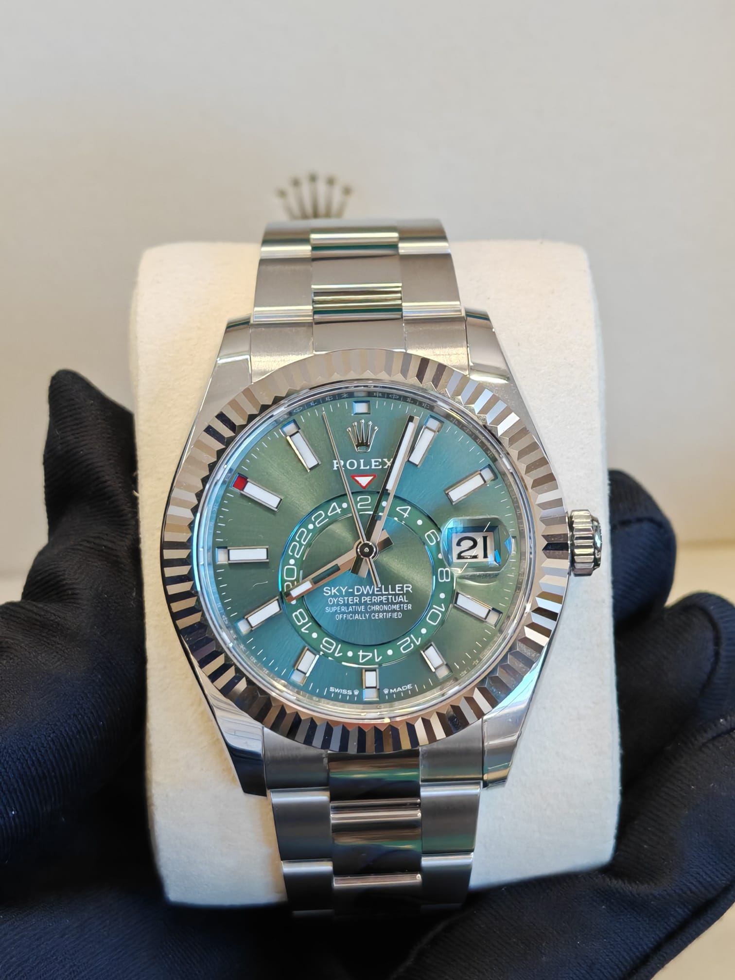 Rolex Sky-Dweller 336934 Green Oyster