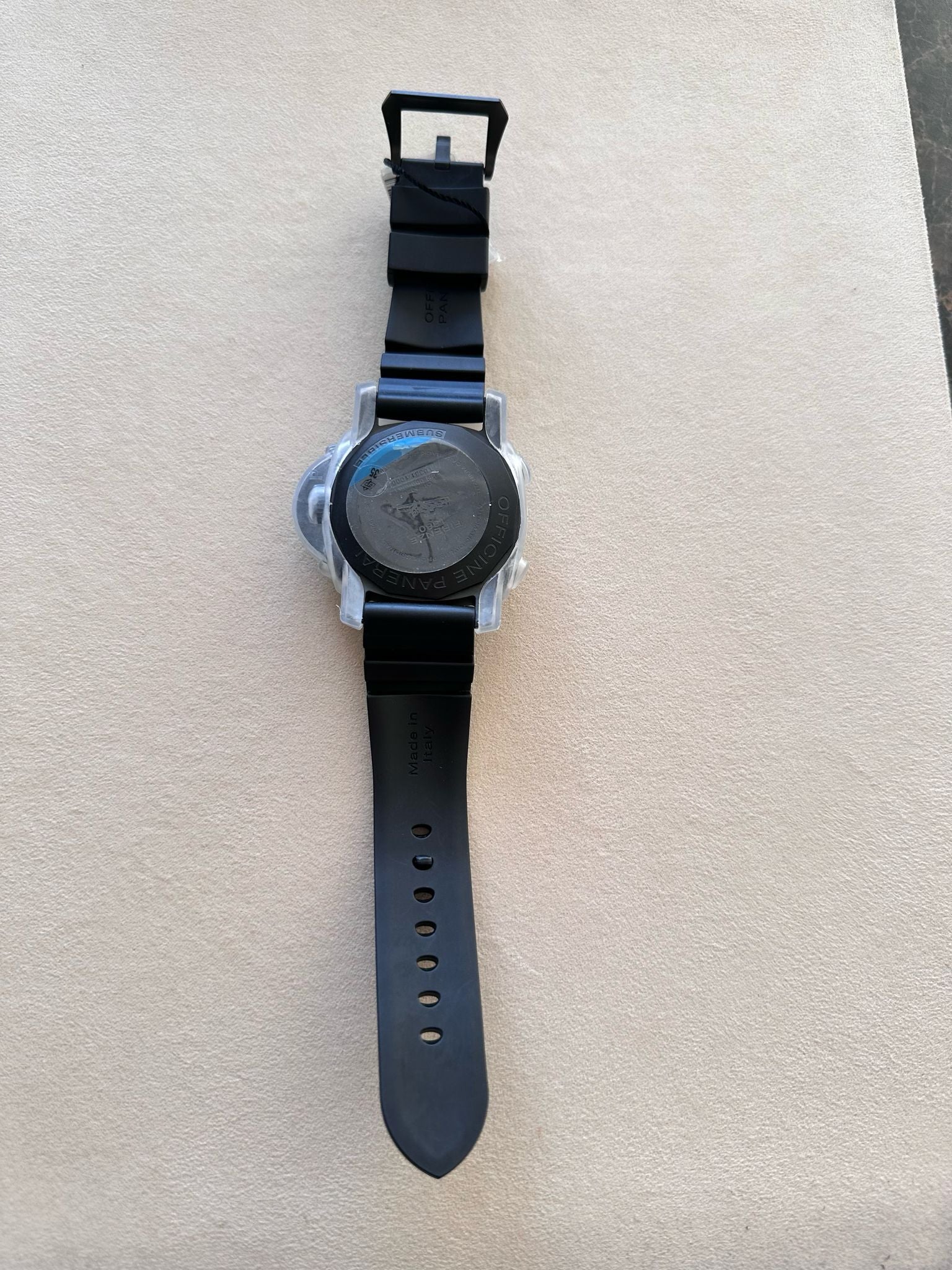 Panerai Submersible 47MM Carbotech™ PAM00616 2017