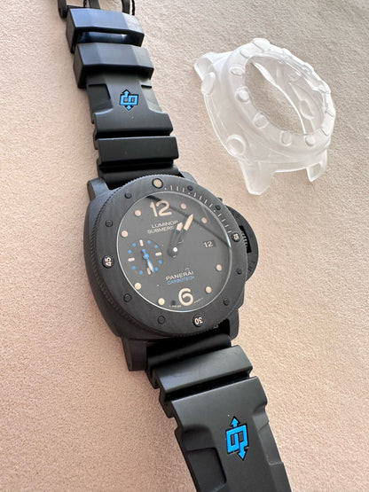 Panerai Submersible 47MM Carbotech™ PAM00616 2017