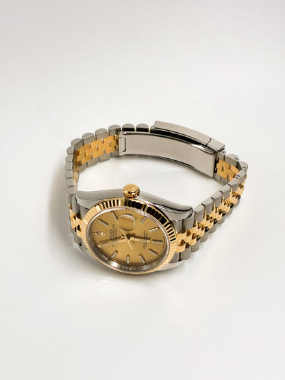 Rolex Datejust 36 126233 Champagne Index Dial Jubilee