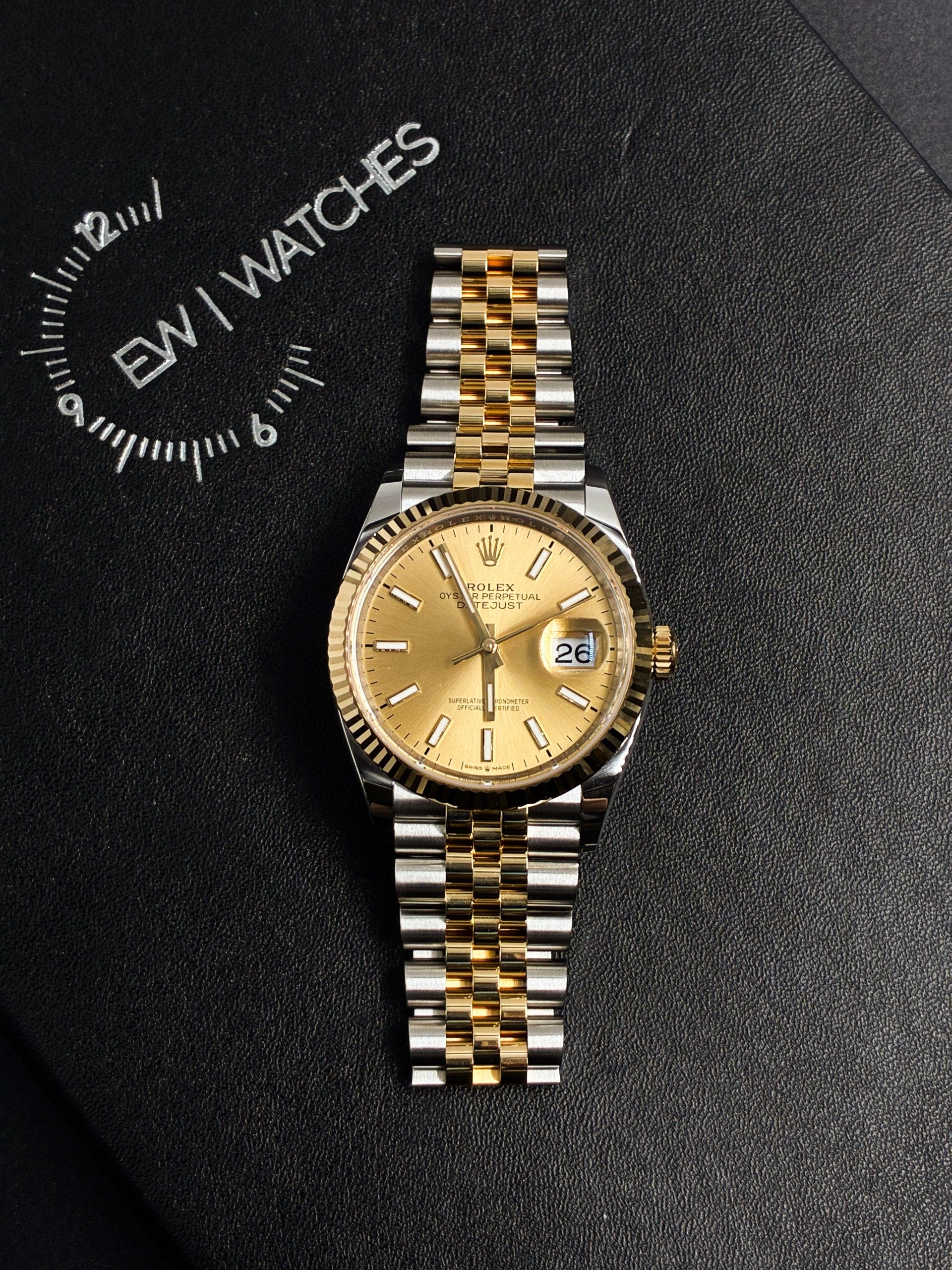 Rolex Datejust 36 126233 Champagne Index Dial Jubilee