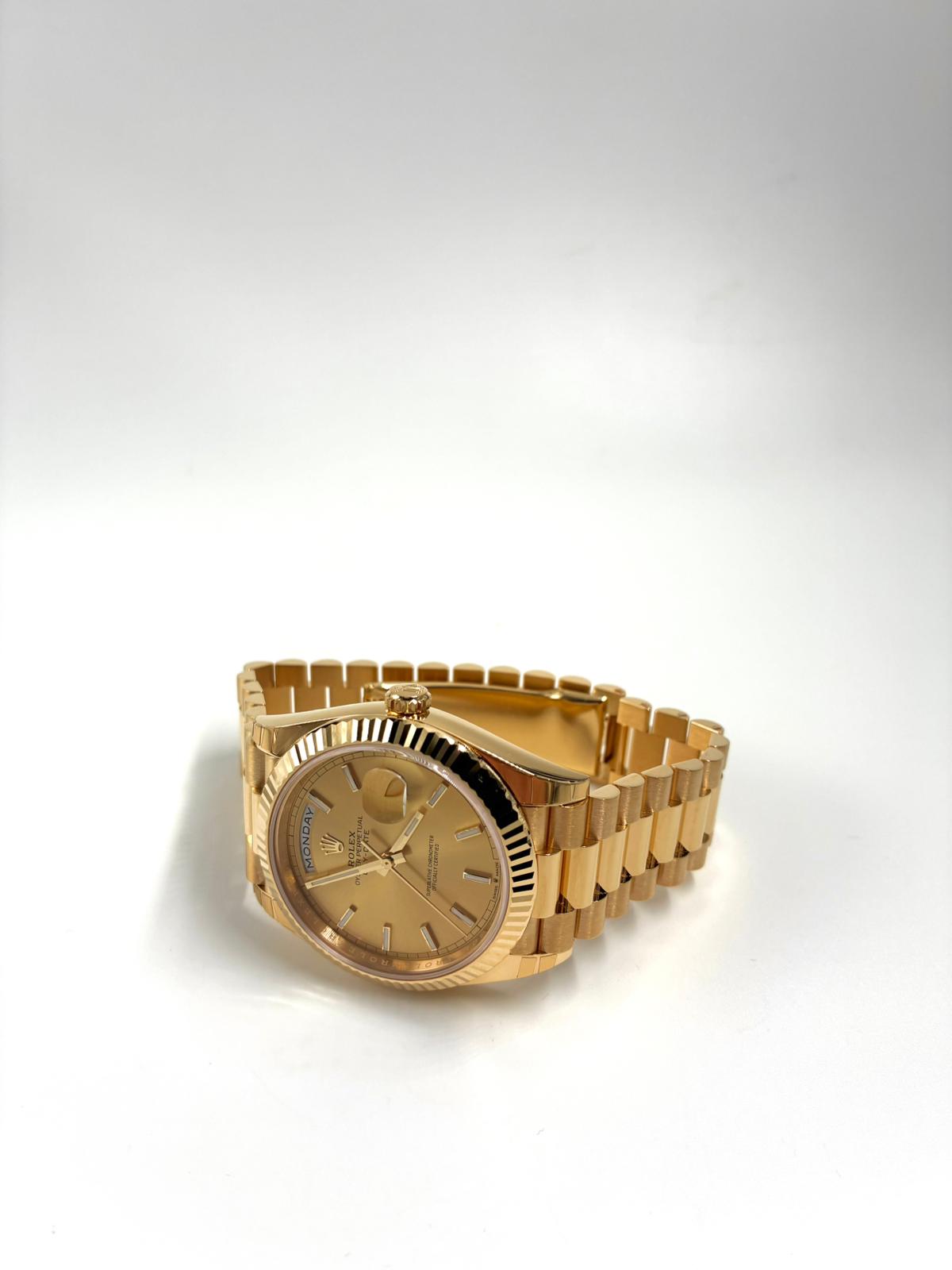 Rolex Day-Date 40 228238 Champagne Index