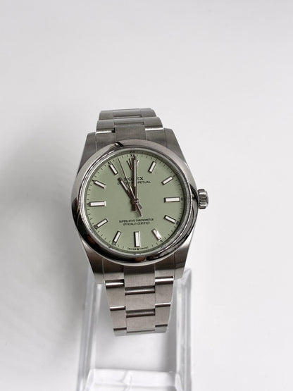 Rolex Oyster Perpetual 34 124200 Pistachio Green 2026