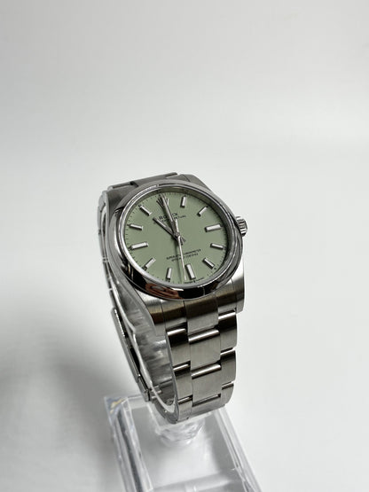 Rolex Oyster Perpetual 34 124200 Pistachio Green 2026
