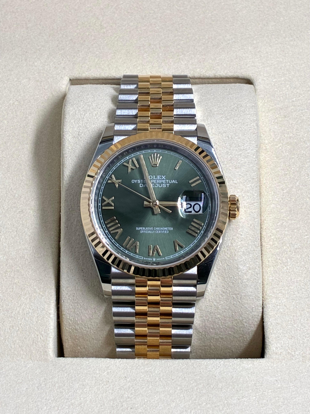 Rolex Datejust 36 126233 NEW GREEN ROMAN JUB 2026