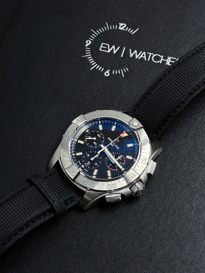 Breitling Avenger B01 Chronograph 44 AB0147101B1X1