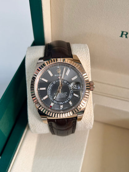 Rolex Sky-Dweller 326135 grey
