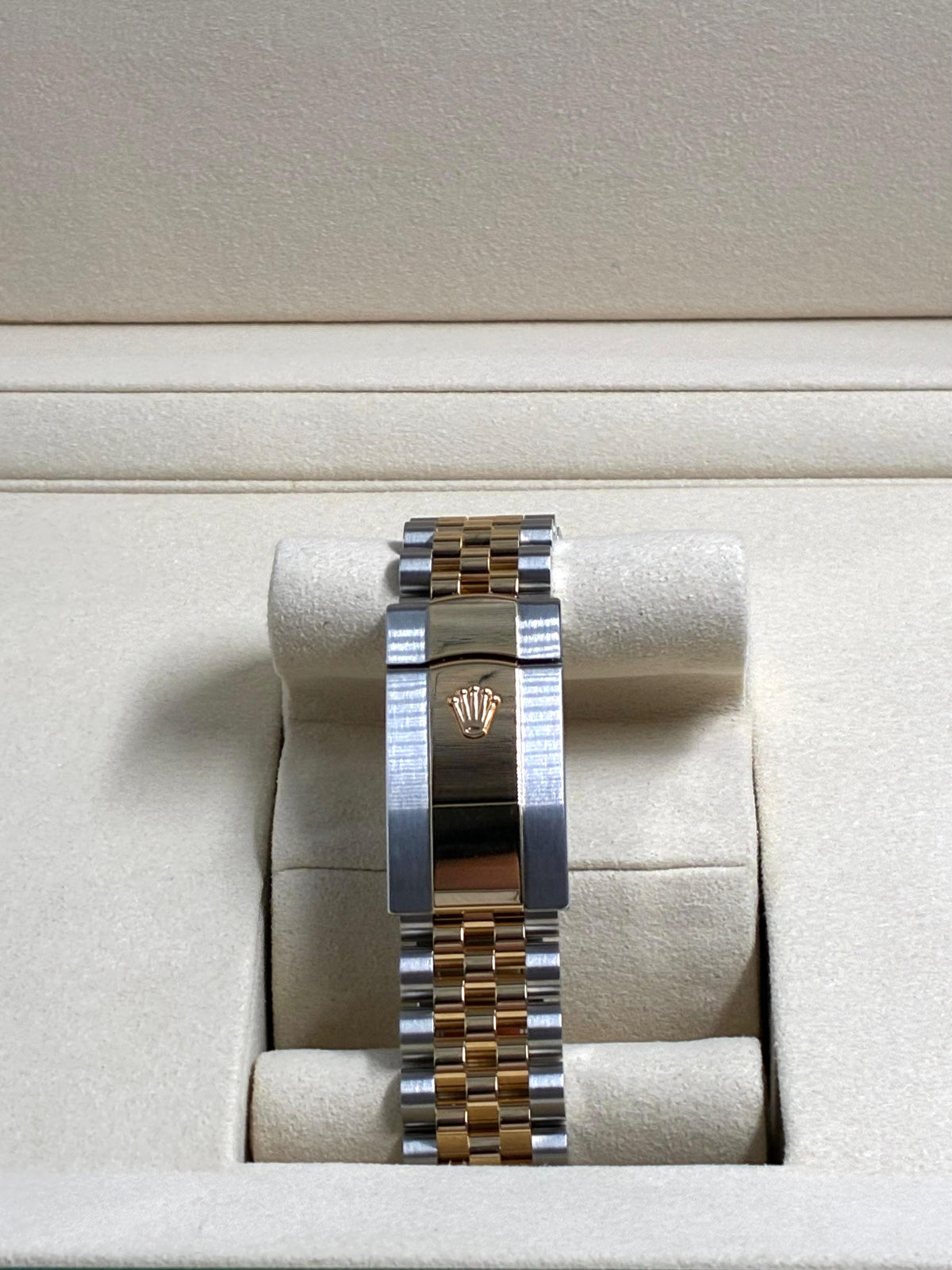 Rolex Datejust 36 126233 NEW GREEN ROMAN JUB 2026