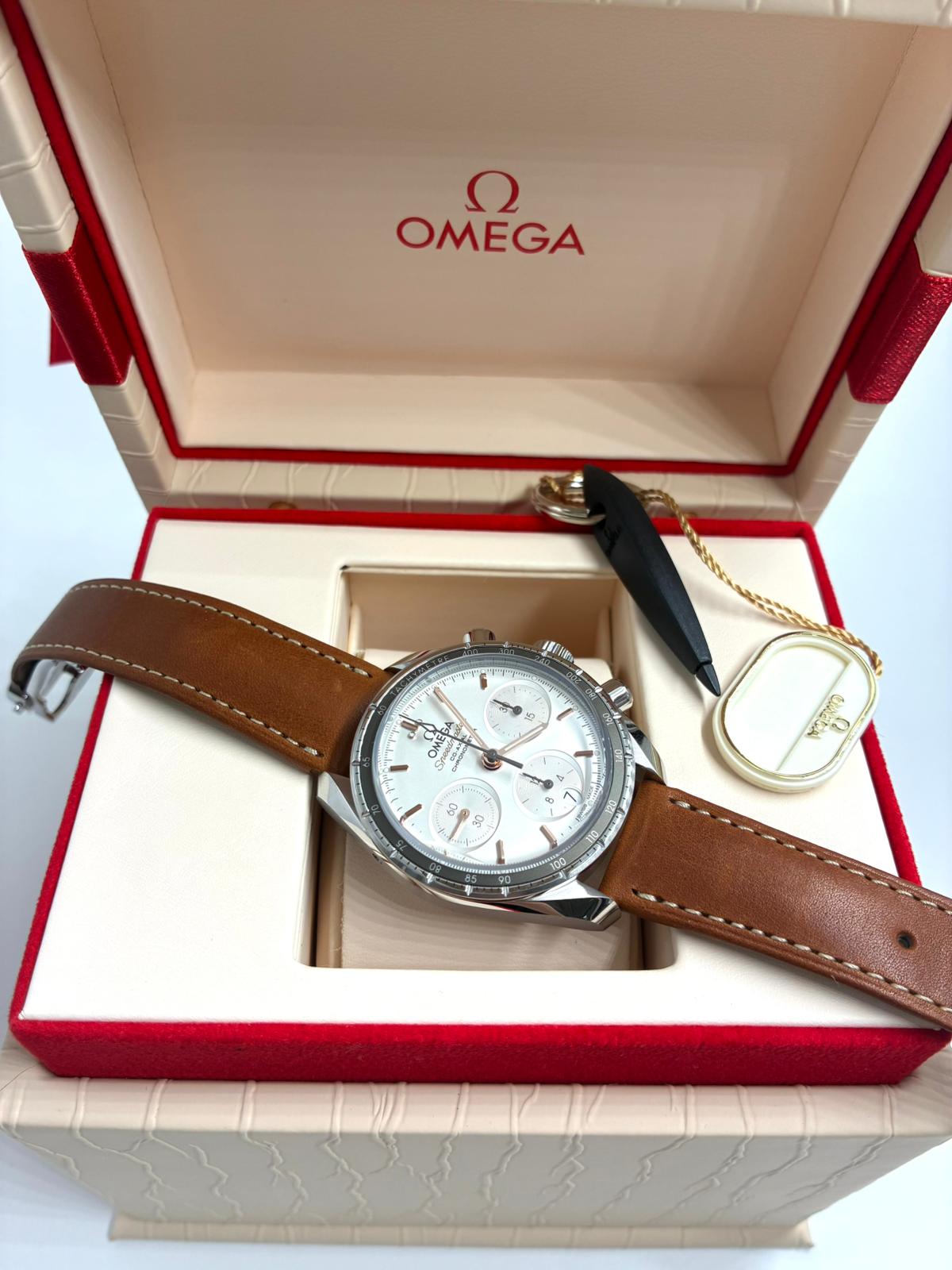 OMEGA Speed master 38 324.32.38.50.02.001 2026