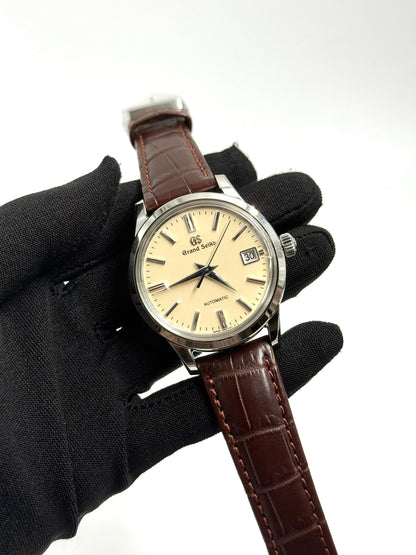 Grand Seiko Elegance Collection SBGR261