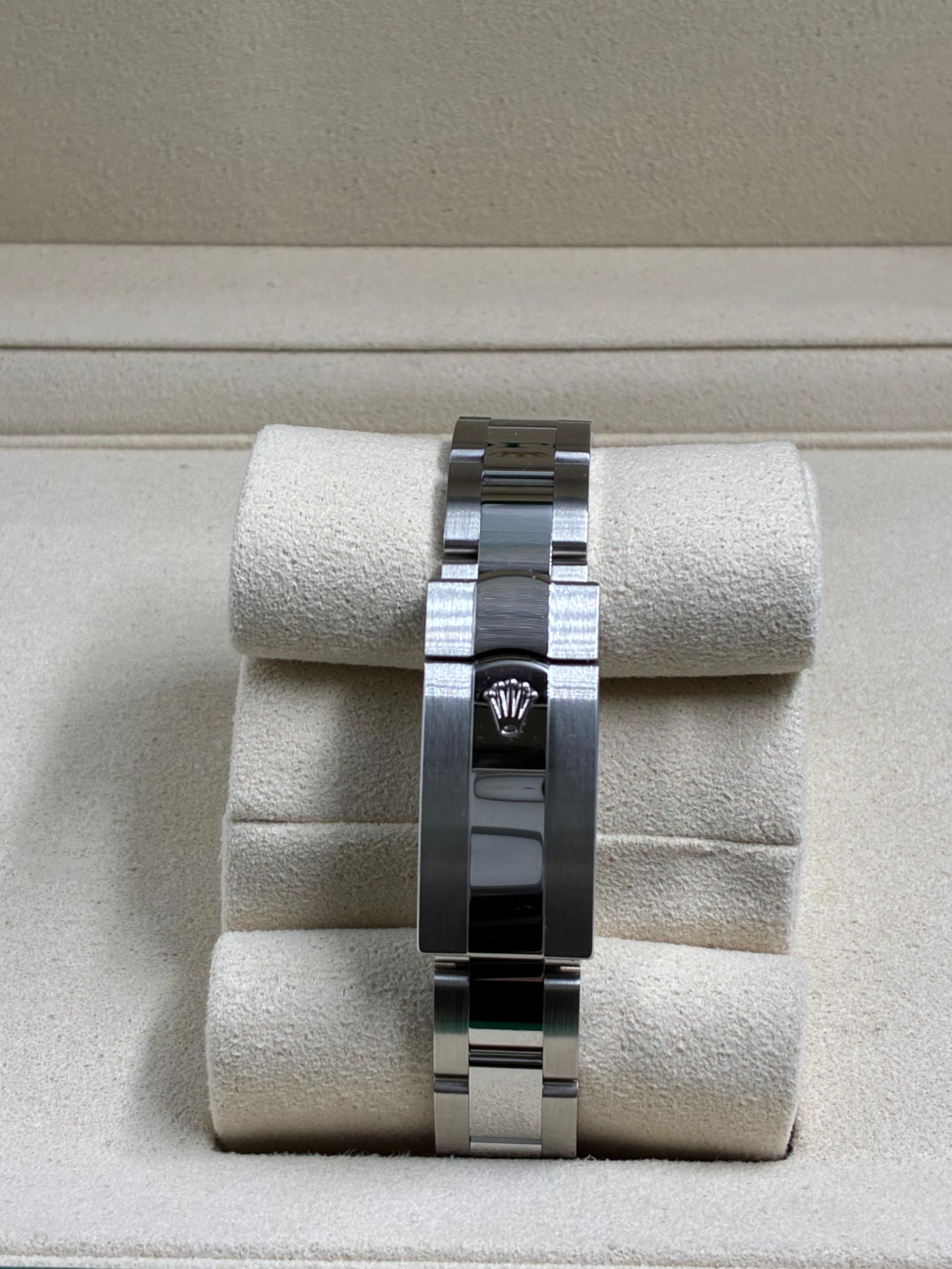 Rolex Lady-Datejust 279384RBR Silver Oyster