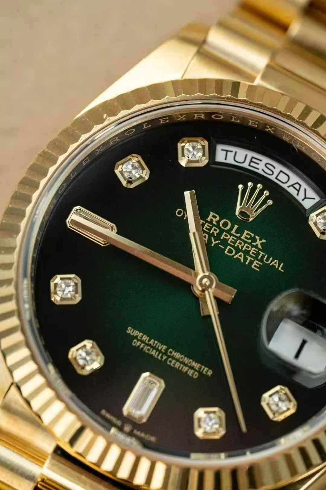 Rolex Day-Date 36 128238 Green 2020 Full Set