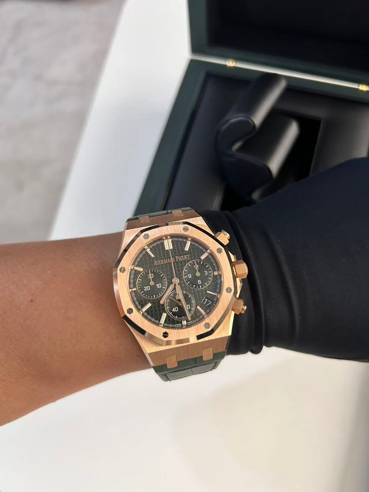 Audemars Piguet Royal Oak Chronograph 26240OR.OO.D404CR.02 2025