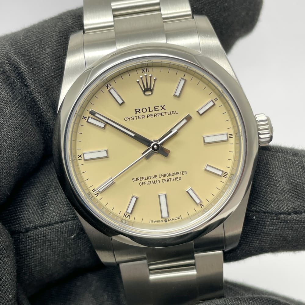 Rolex Oyster Perpetual 34 124200 Beige