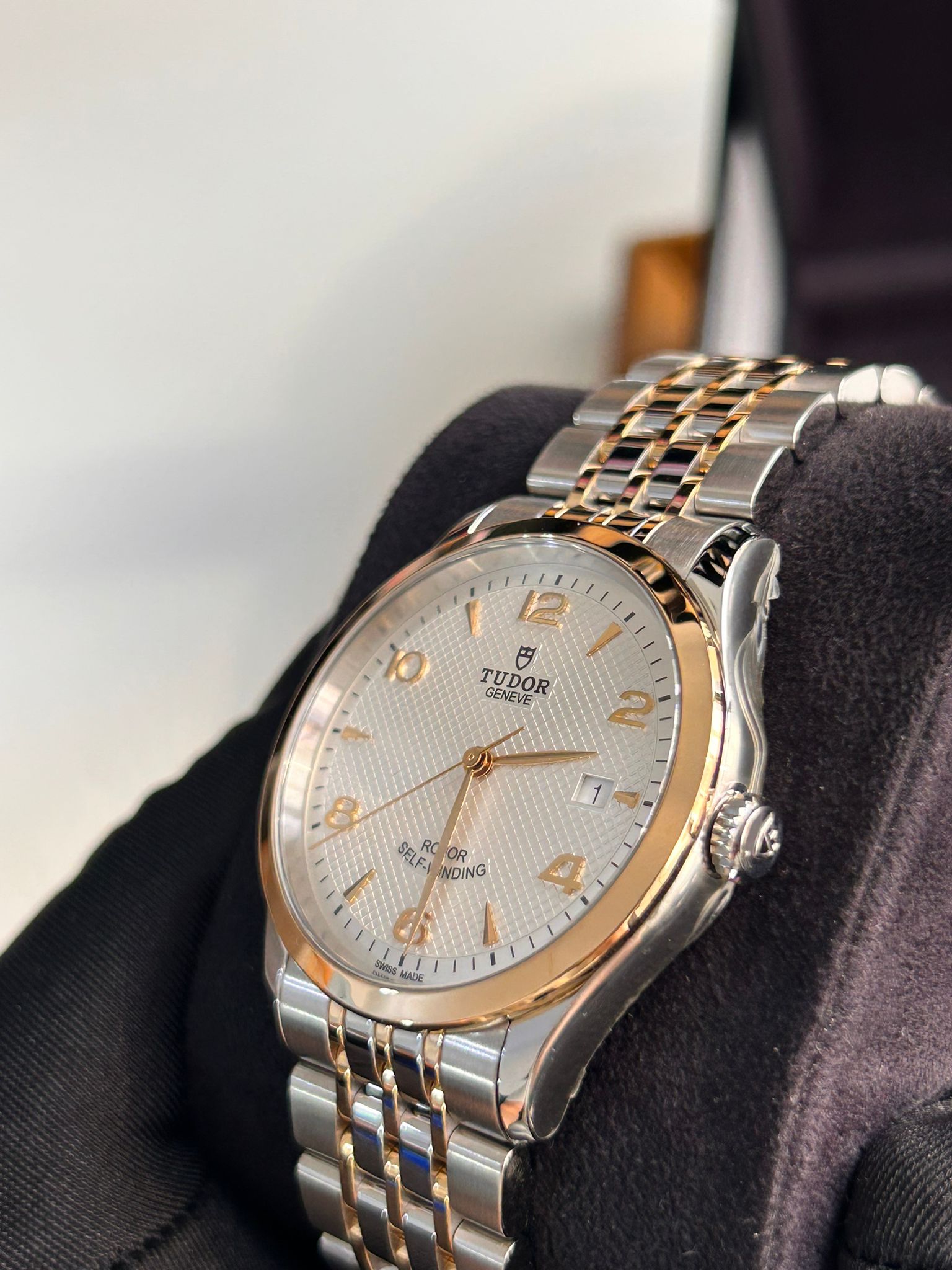 TUDOR 1926 M91551-0001