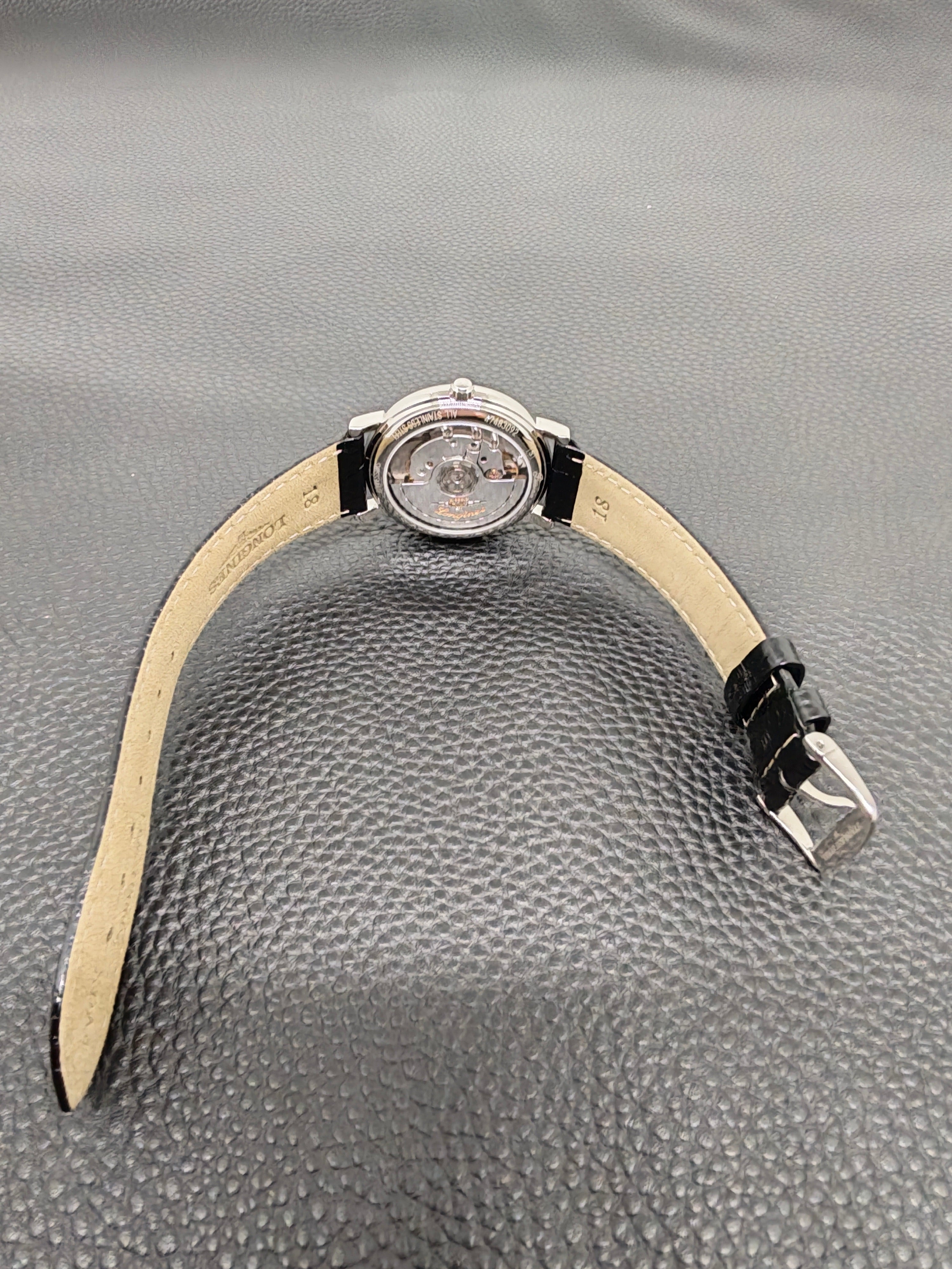 Longines White Automatic Presence Stainless L4.821.4.11.2  2026