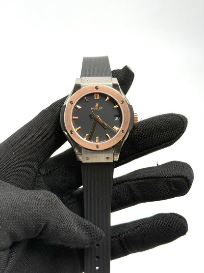 Hublot Classic Fusion Titanium Gold 33mm - 581.NO.1181.RX