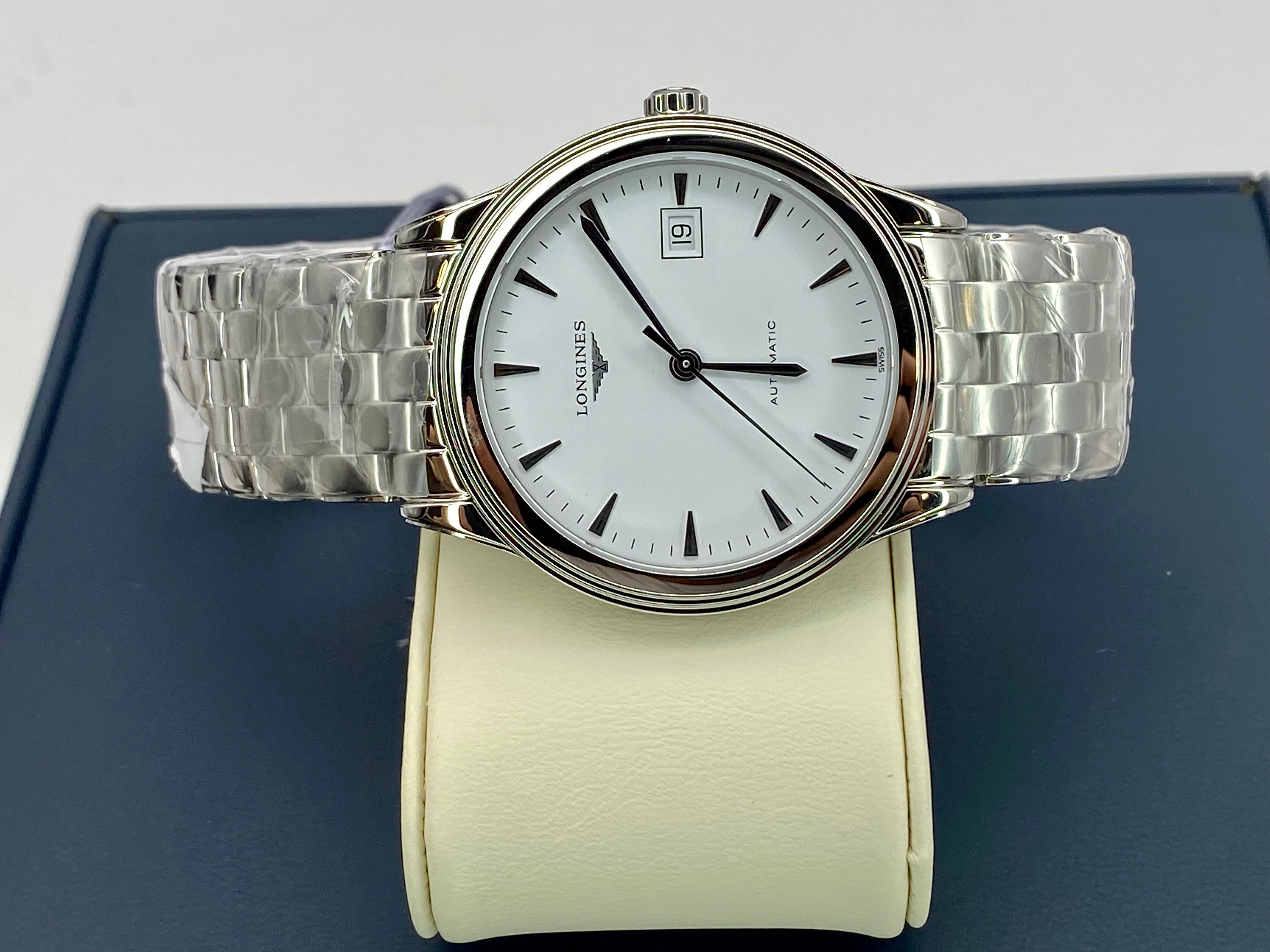 Longines Flagship 38.5mm L4.974.4.12.6