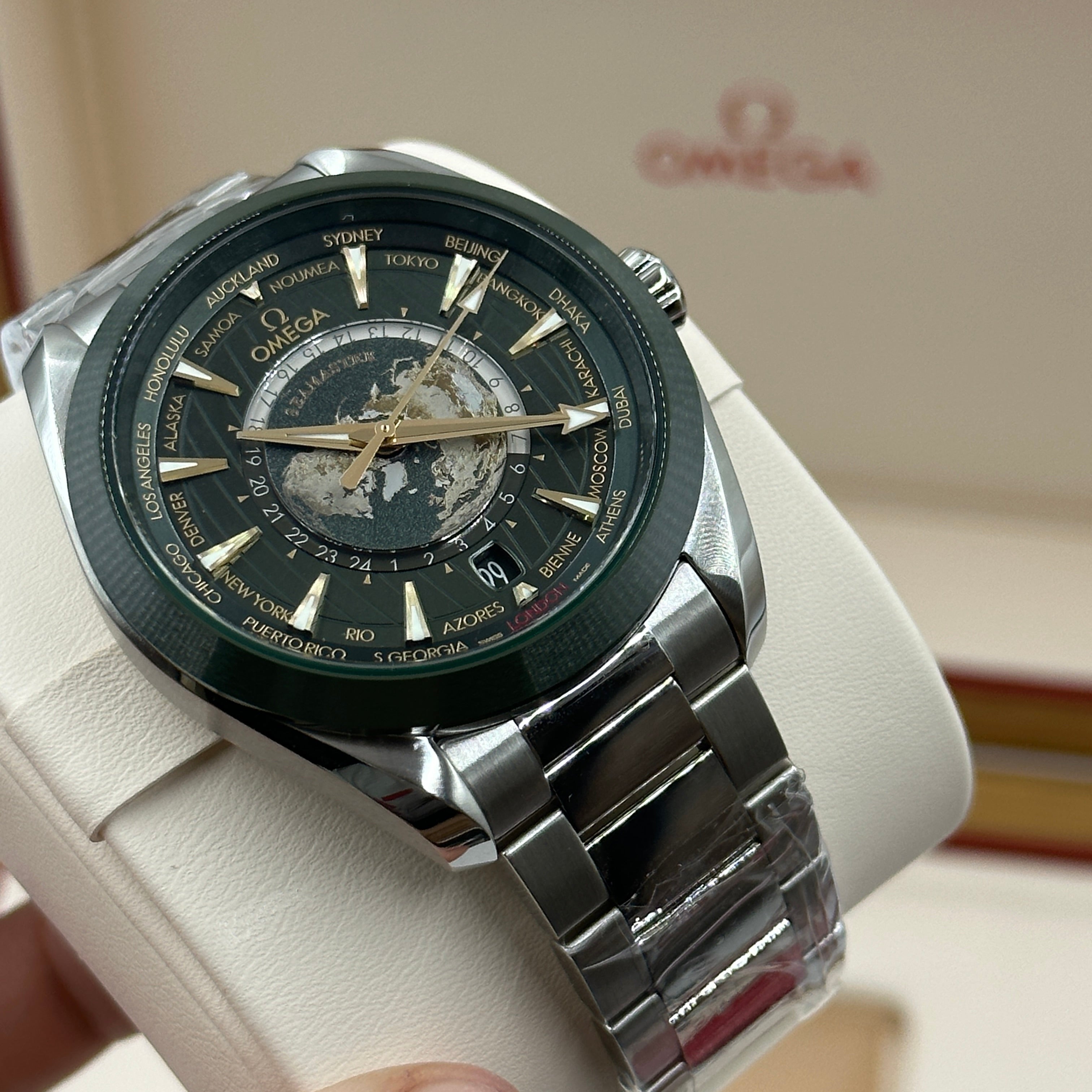 Omega Seamaster Aqua Terra 150M 43 mm 220.30.43.22.10.001 2023 GKO