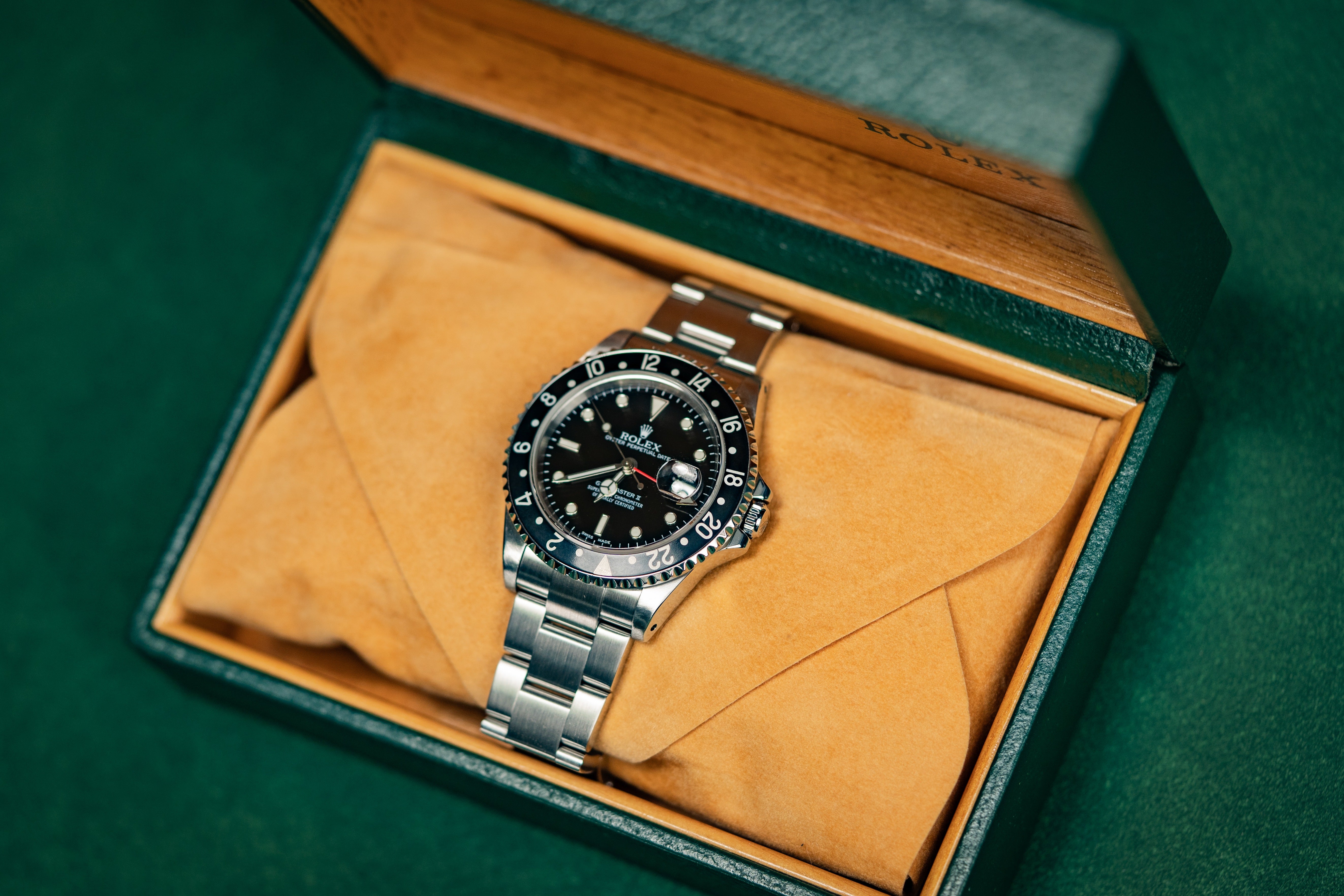 Rolex GMT-Master II 16710LN Black 2001