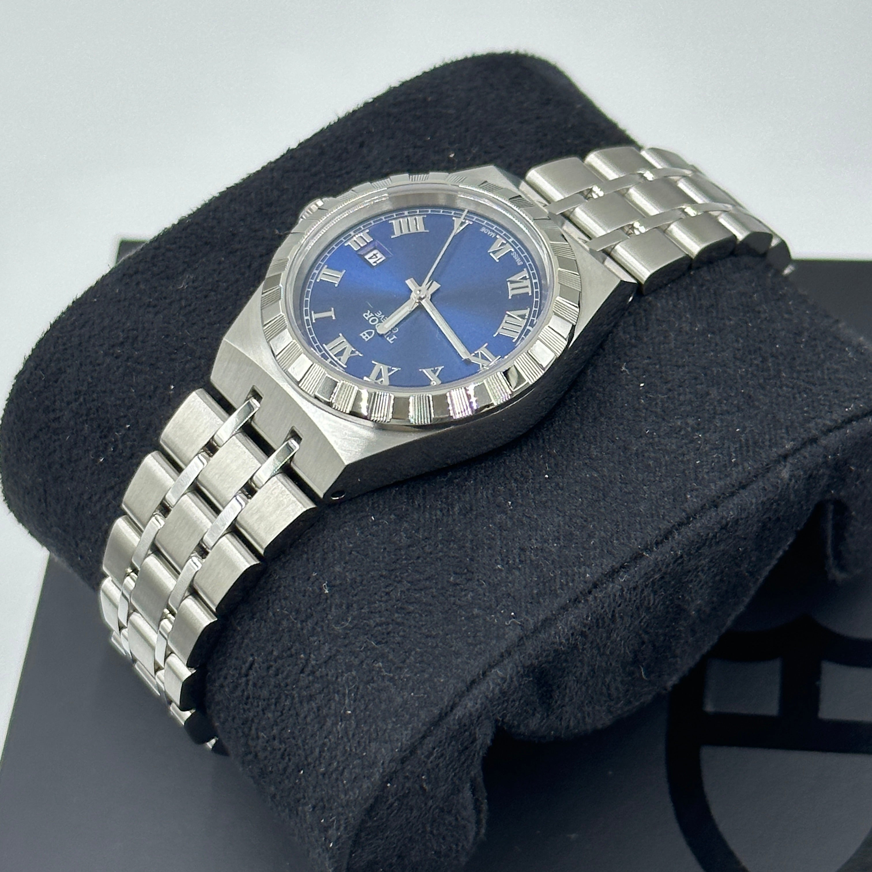 Tudor Tudor Royal 28mm 28300-0006 Blue Roman Steel 2024