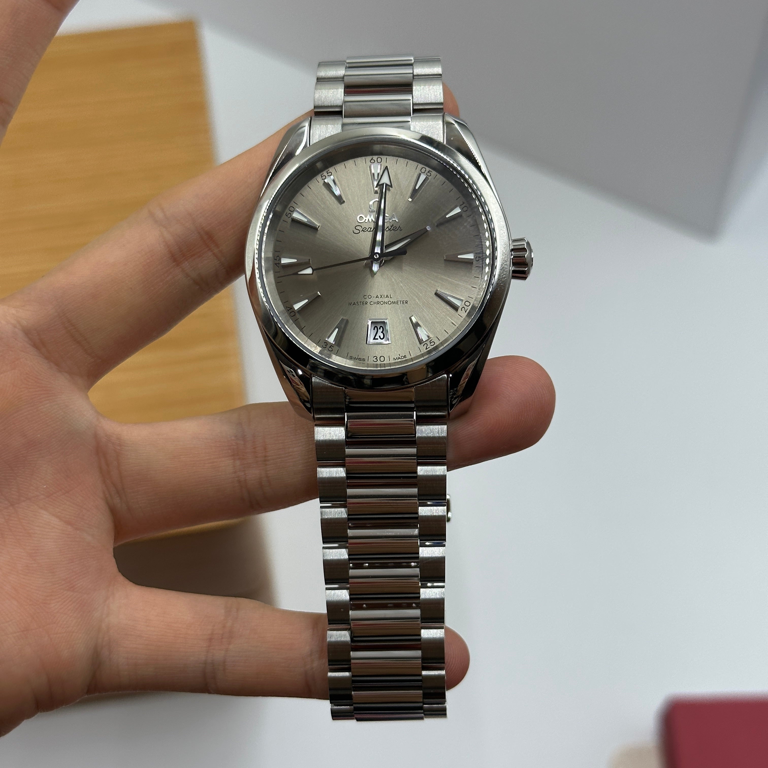 Omega Seamaster Aqua Terra Shades 38 mm 220.10.38.20.09.001 2025