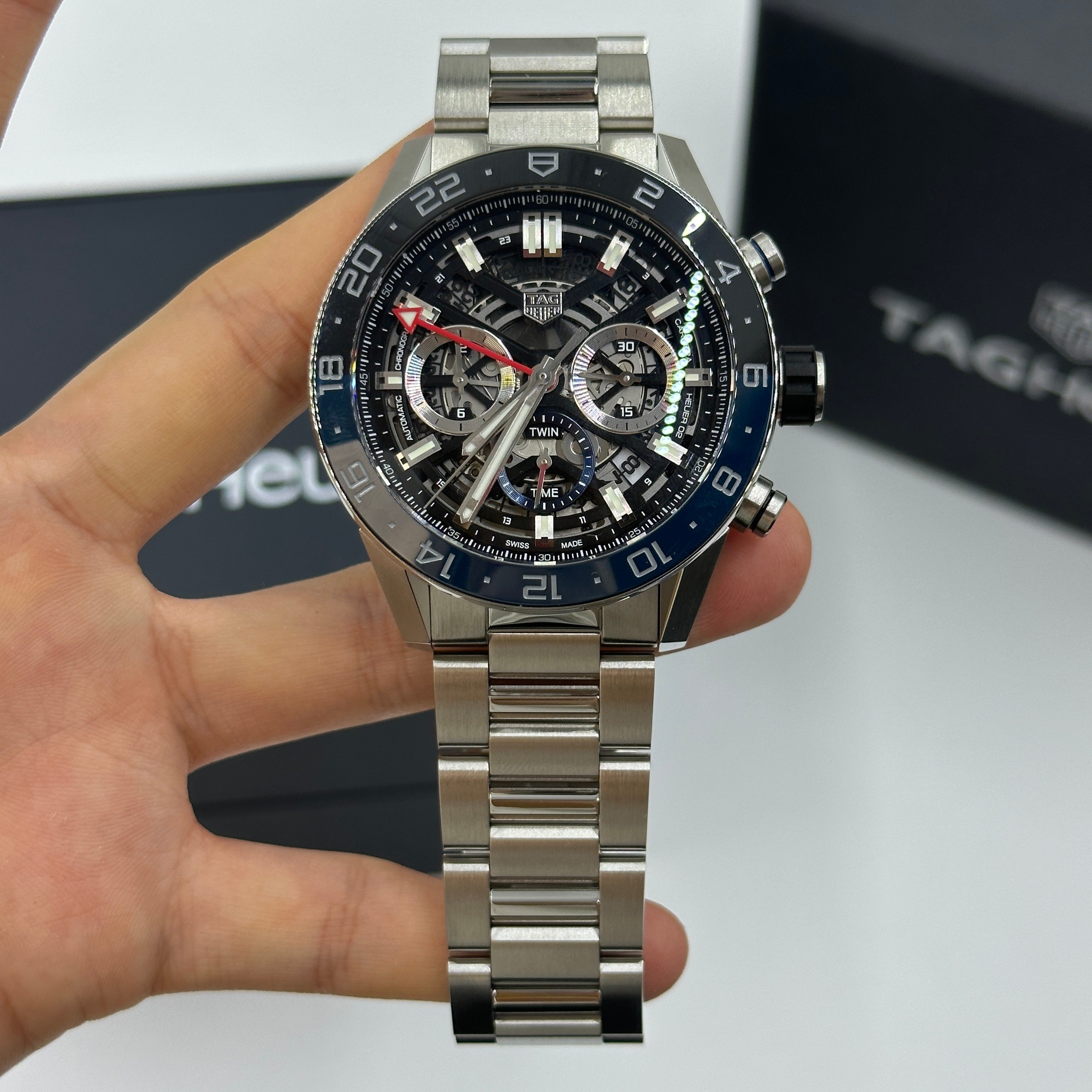 TAG Heuer Carrera Chronograph Twin-Time 45mm CBG2A1Z.BA0658 2024