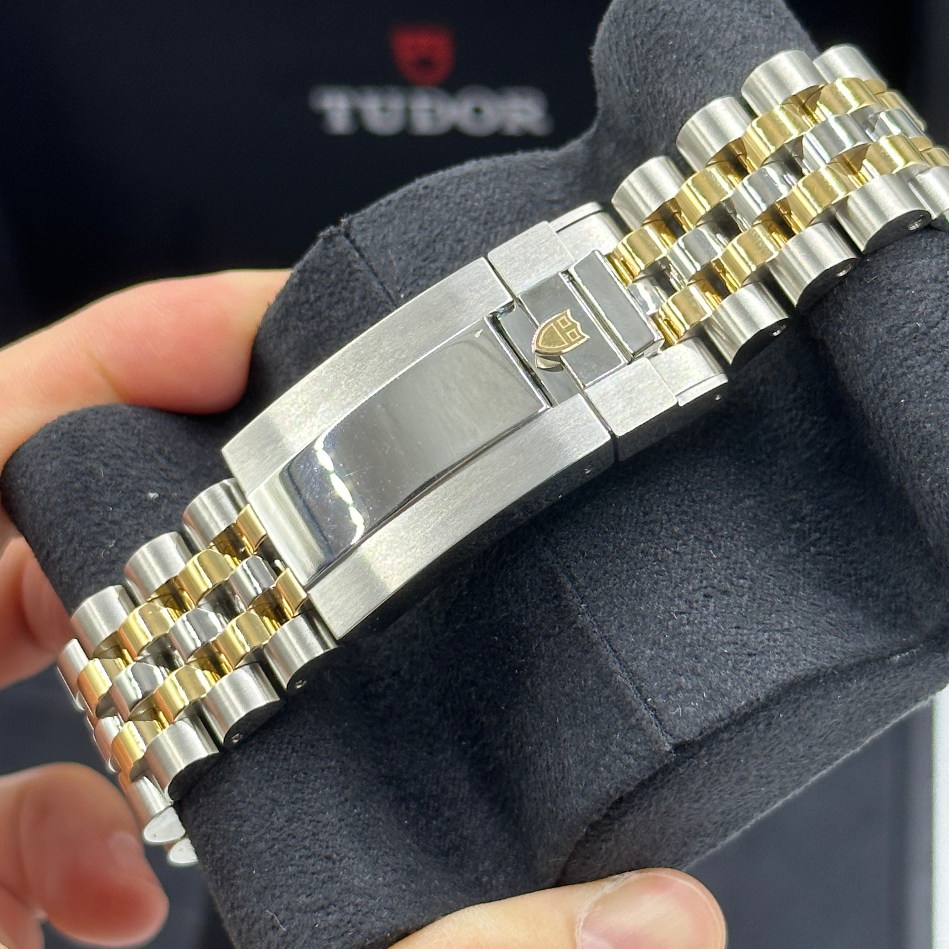 Tudor Black Bay 41 S&G 41mm 79683-0001 Black 2023 KHZ