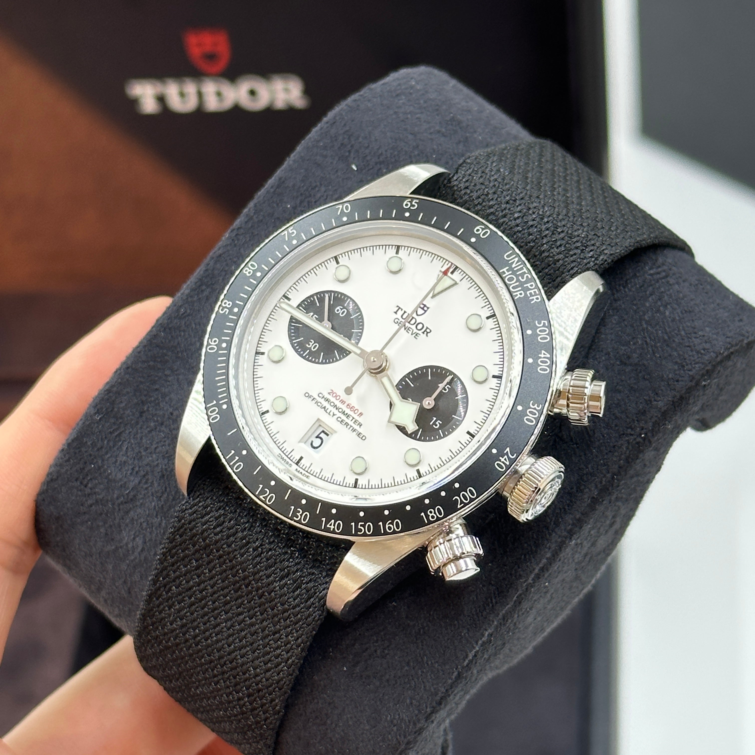 Tudor Black Bay Chrono 41mm 79360N-0008 White Woven 2024