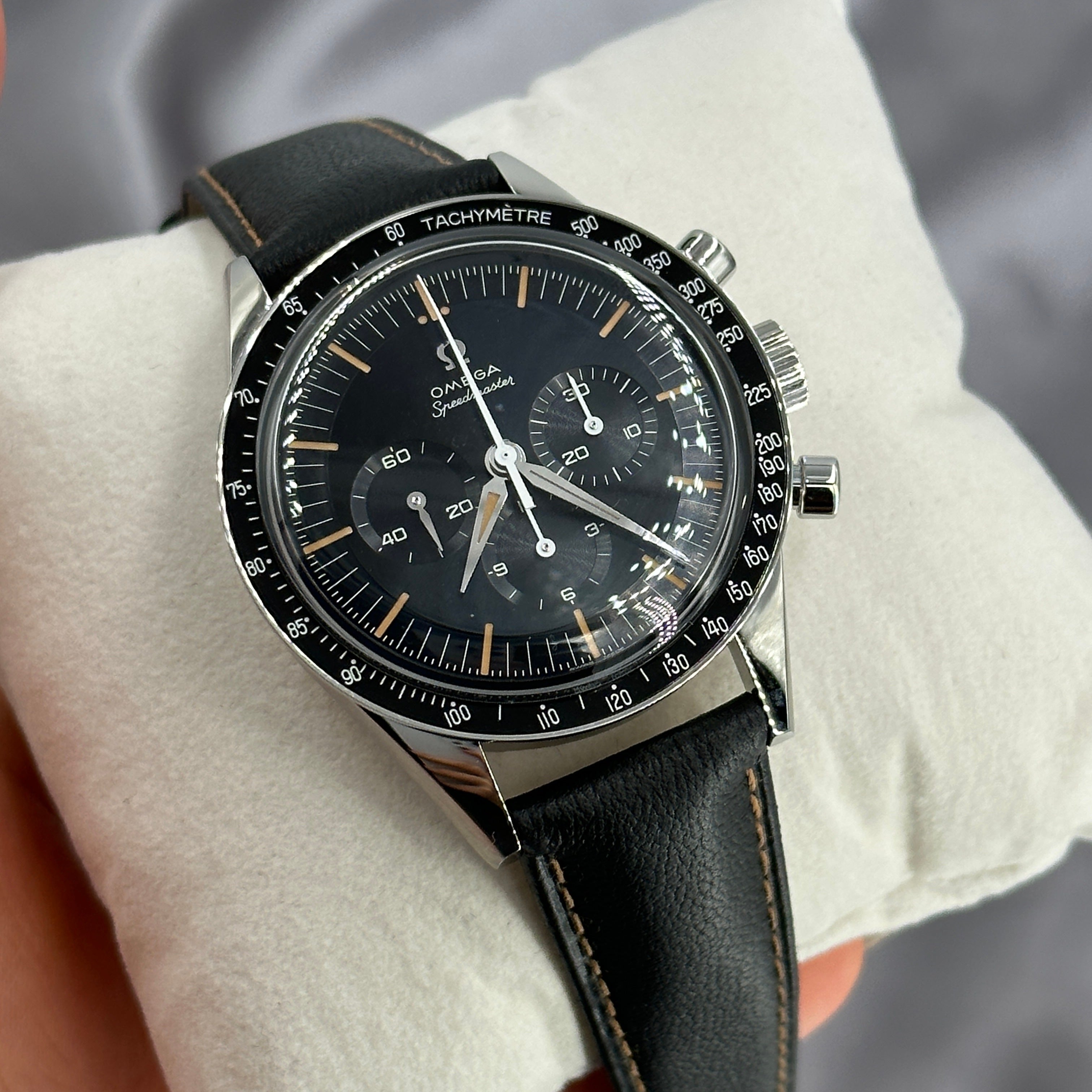 Omega Speedmaster First Omega In Space 39.7mm 310.32.40.50.06.001 2025 JHP