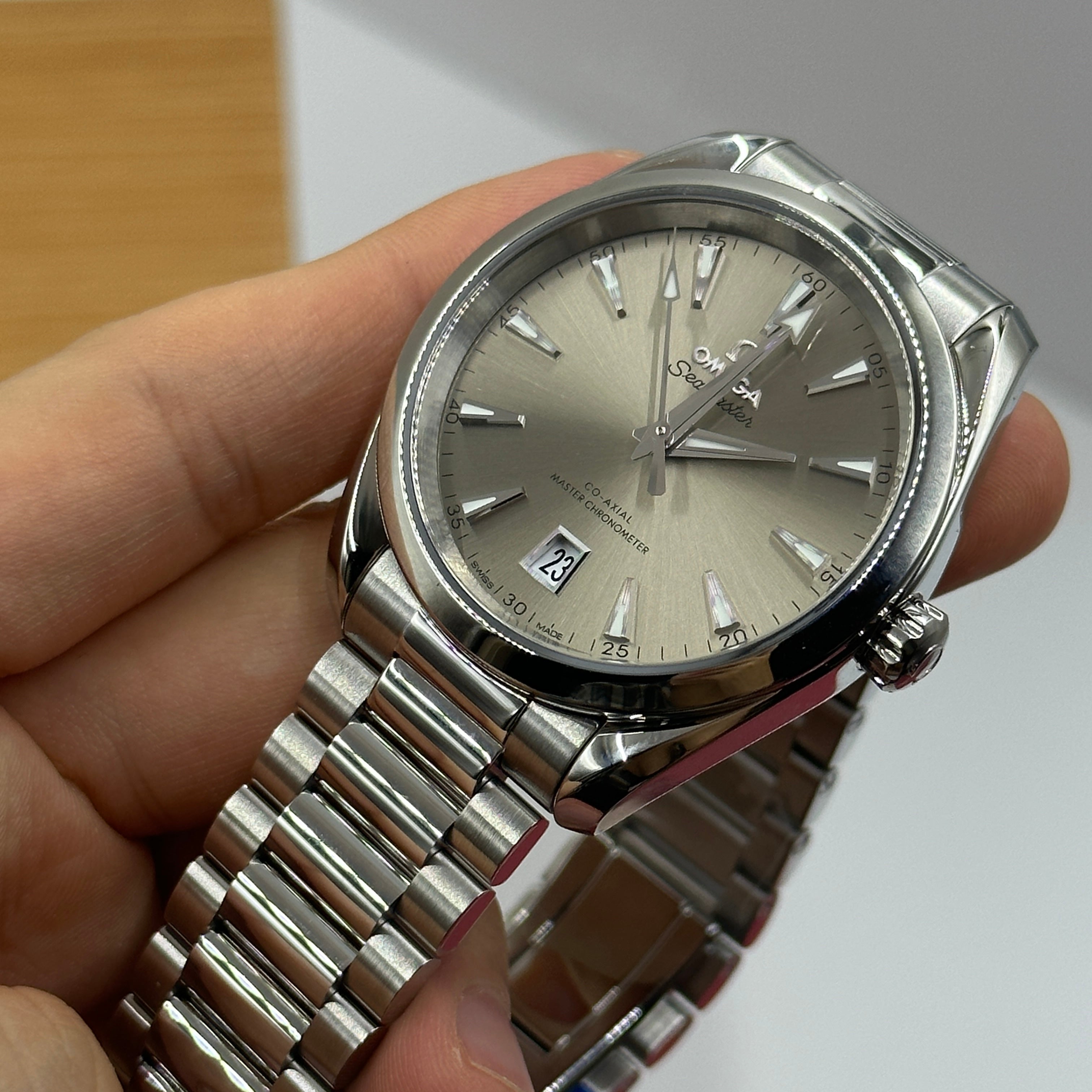 Omega Seamaster Aqua Terra Shades 38 mm 220.10.38.20.09.001 2025
