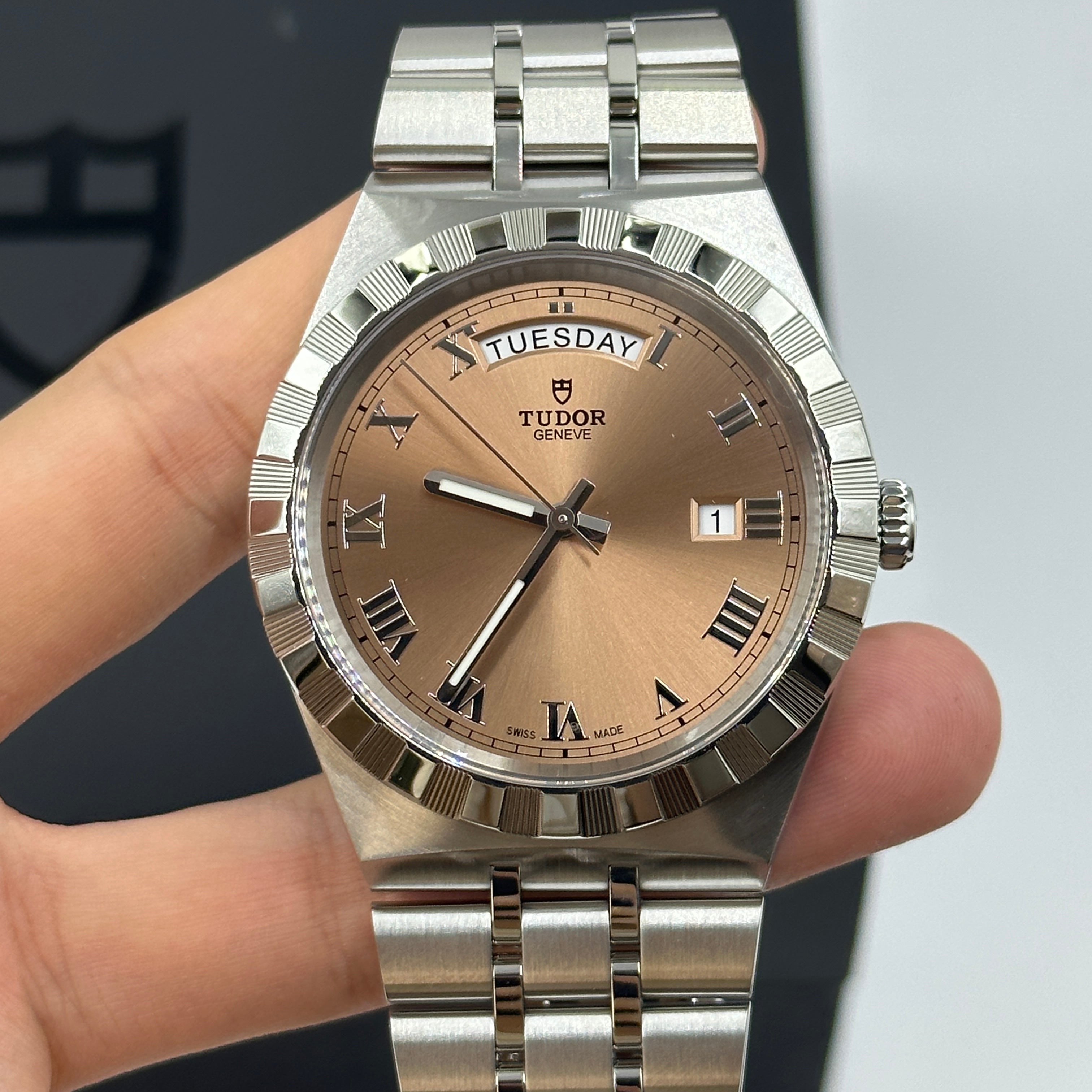 Tudor Tudor Royal 41mm 28600-0009 Pink Roman 2025