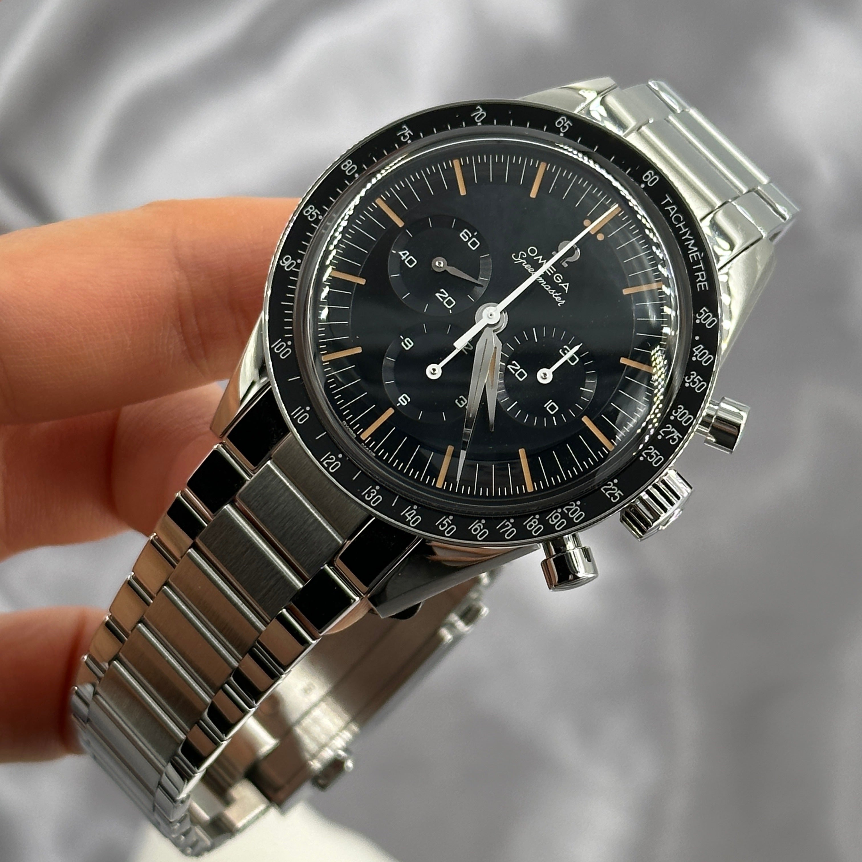 Omega Speedmaster First Omega In Space 39.7mm 310.30.40.50.06.001 2025