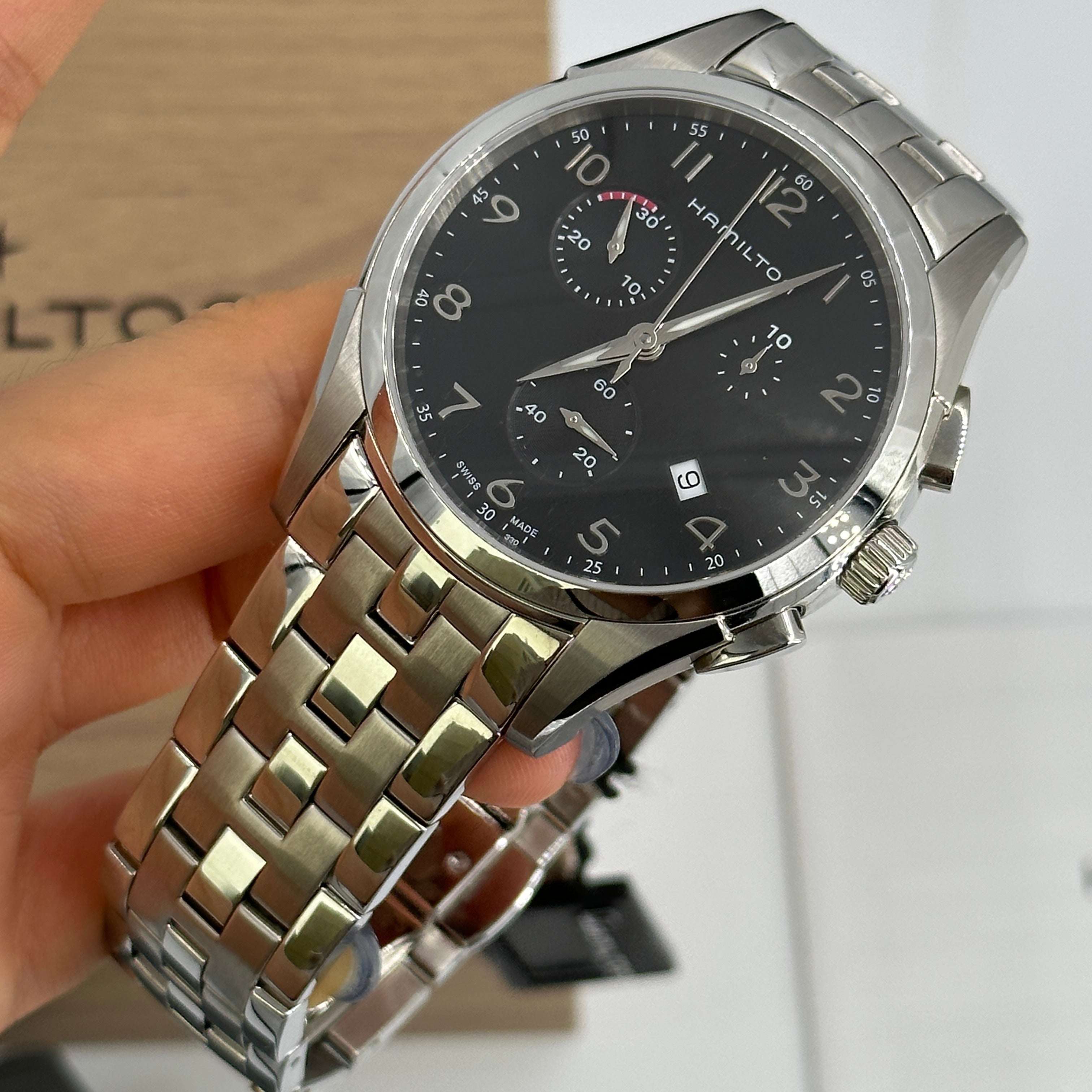 Hamilton Jazzmaster Thinline Chrono Quartz 43mm H38612133 2024