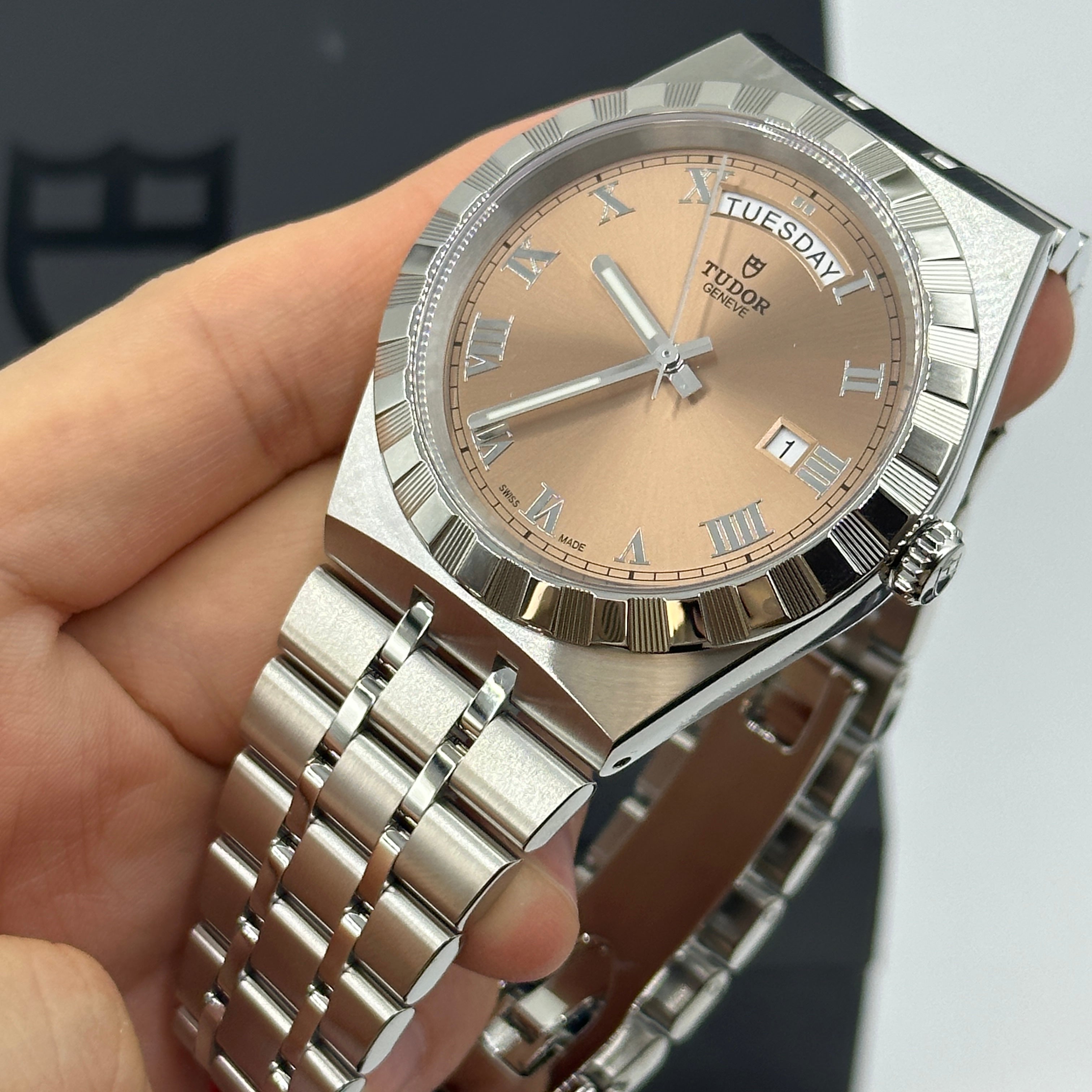 Tudor Tudor Royal 41mm 28600-0009 Pink Roman 2025