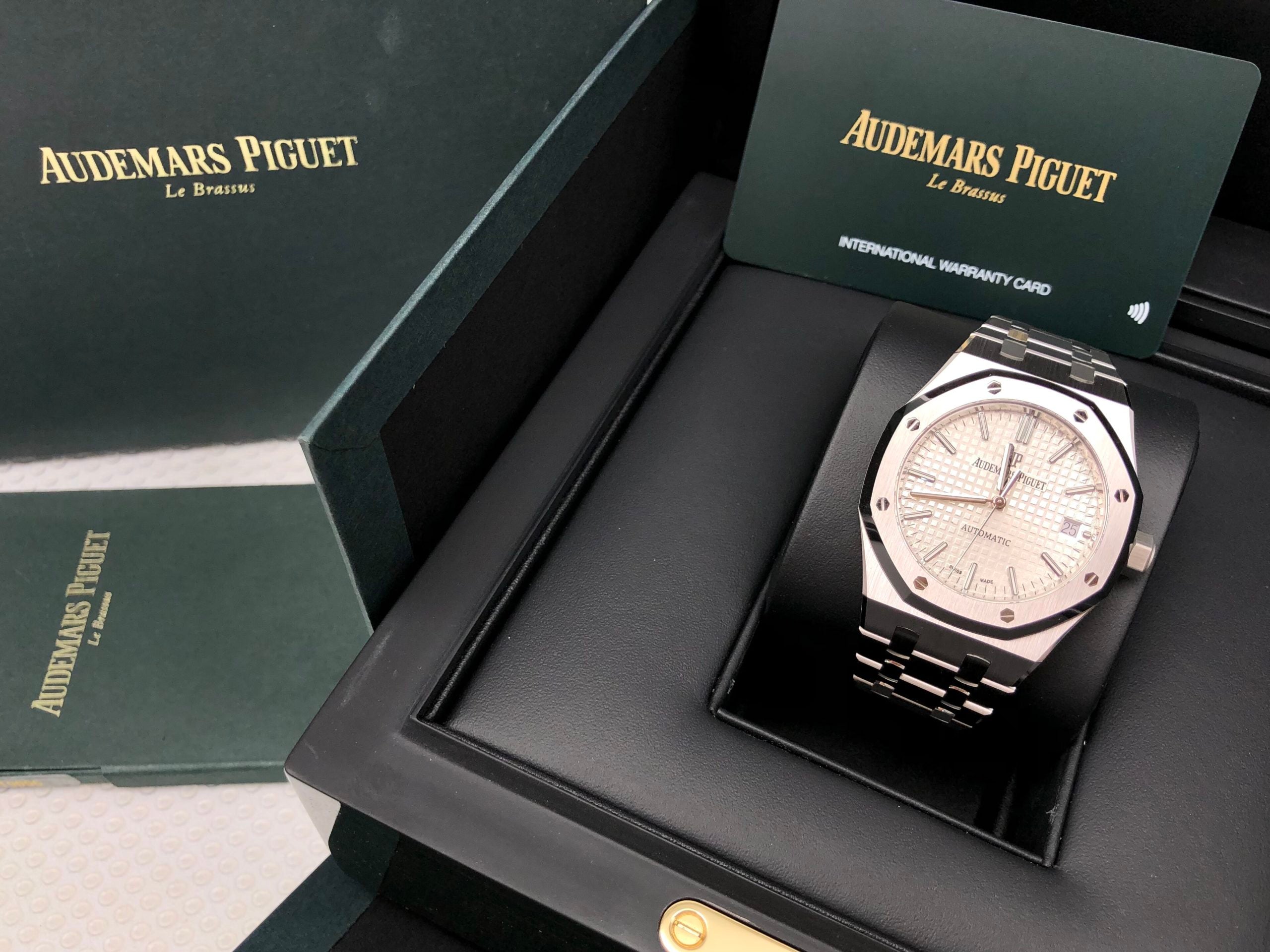 Audemars Piguet Royal Oak 37mm 15450St White 2021