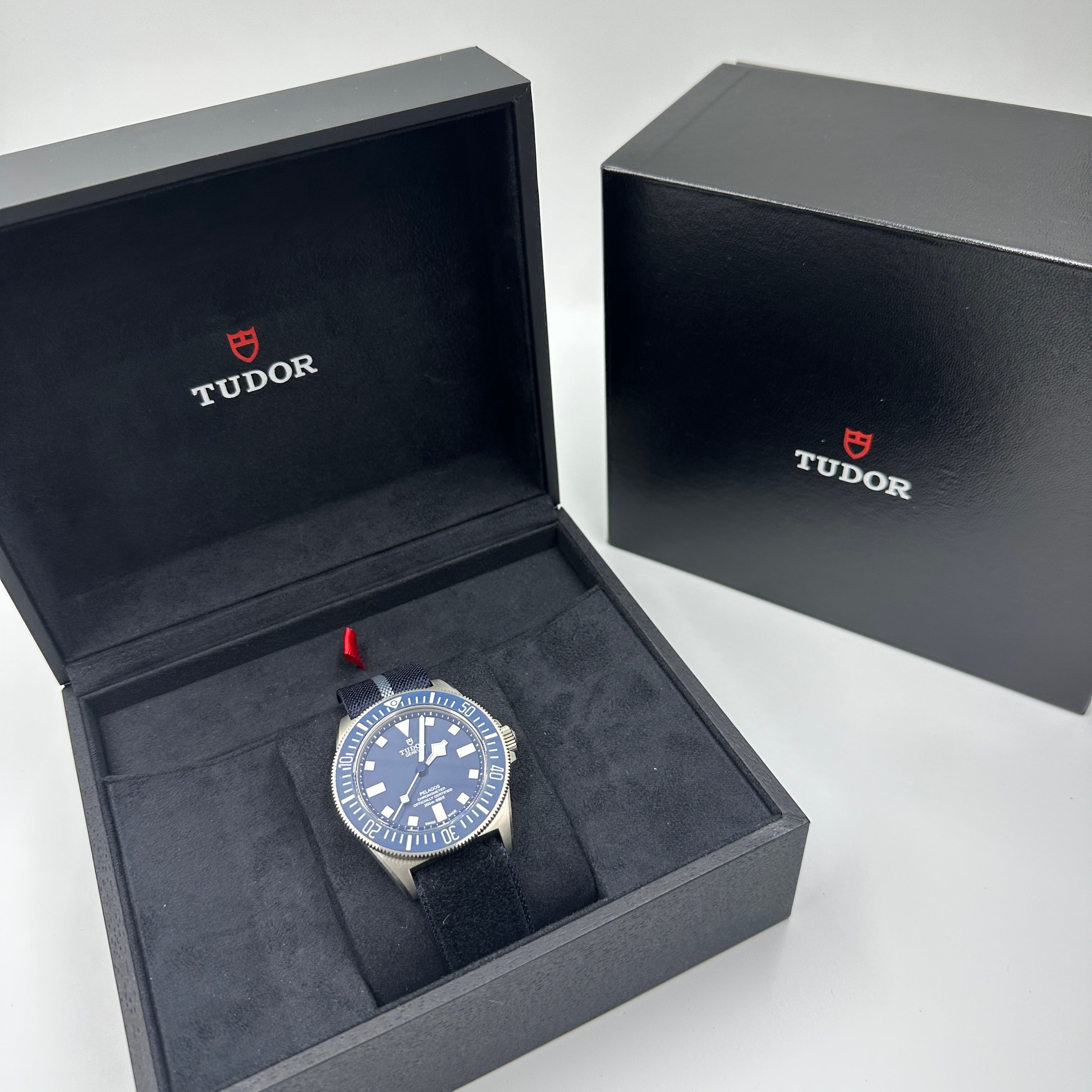 Tudor Pelagos FXD 42mm 25707B/23-0001 Blue Fabric 2024