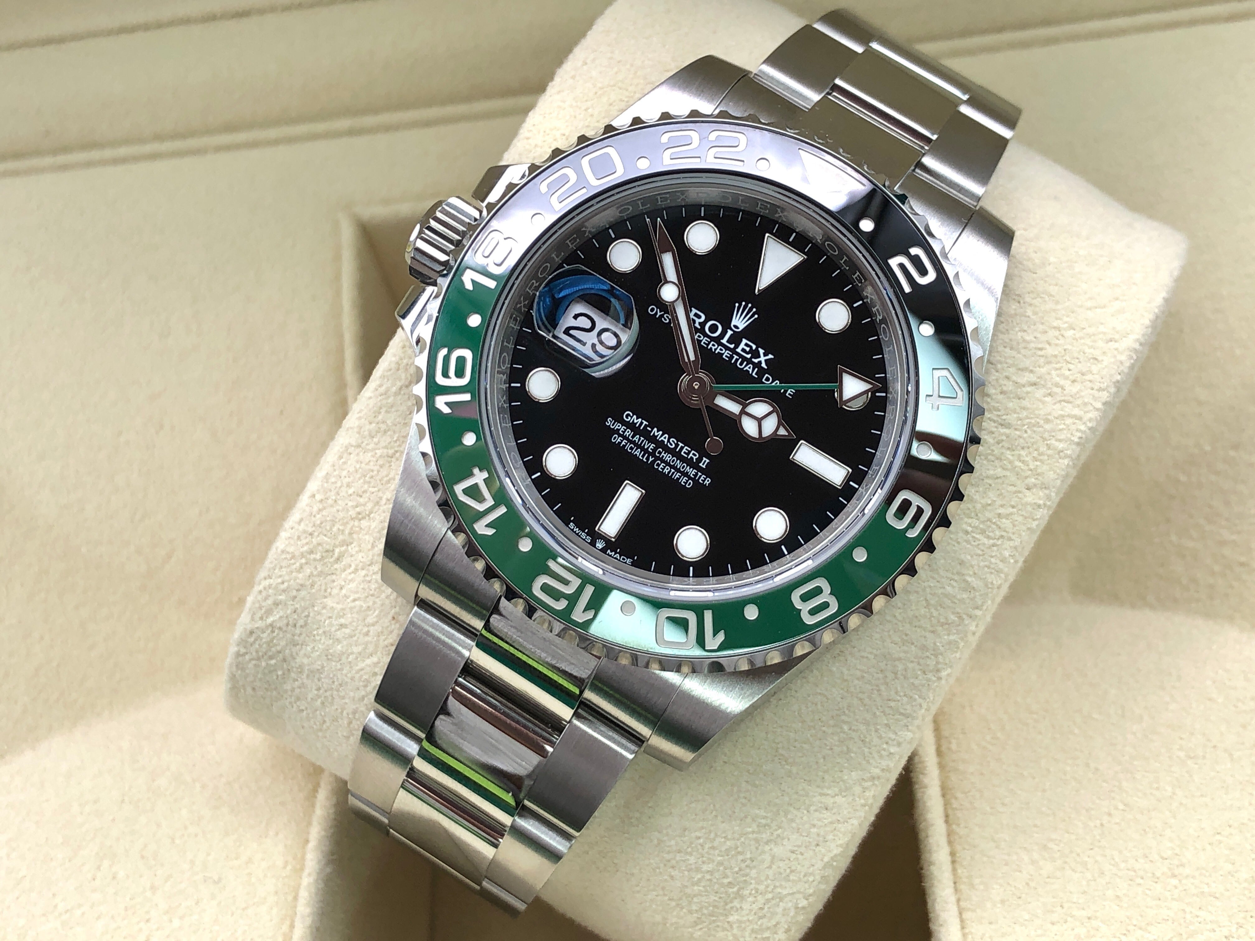 Rolex GMT-Master II 40mm 126720Vtnr Oyster 2024