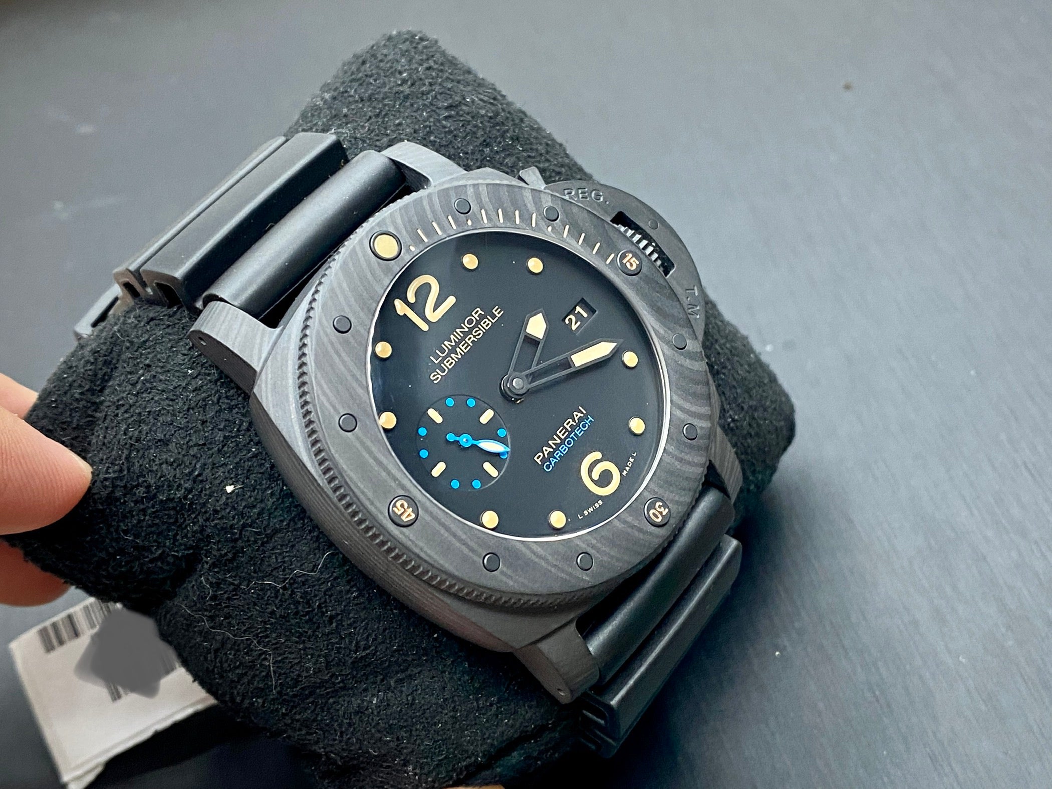 Panerai Submersible 47mm Carbotech™ PAM00616 2017