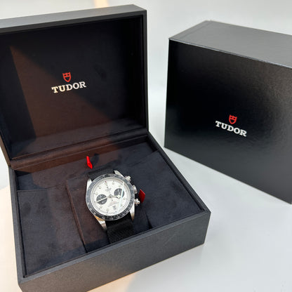 Tudor Black Bay Chrono 41mm 79360N-0008 White Woven 2024