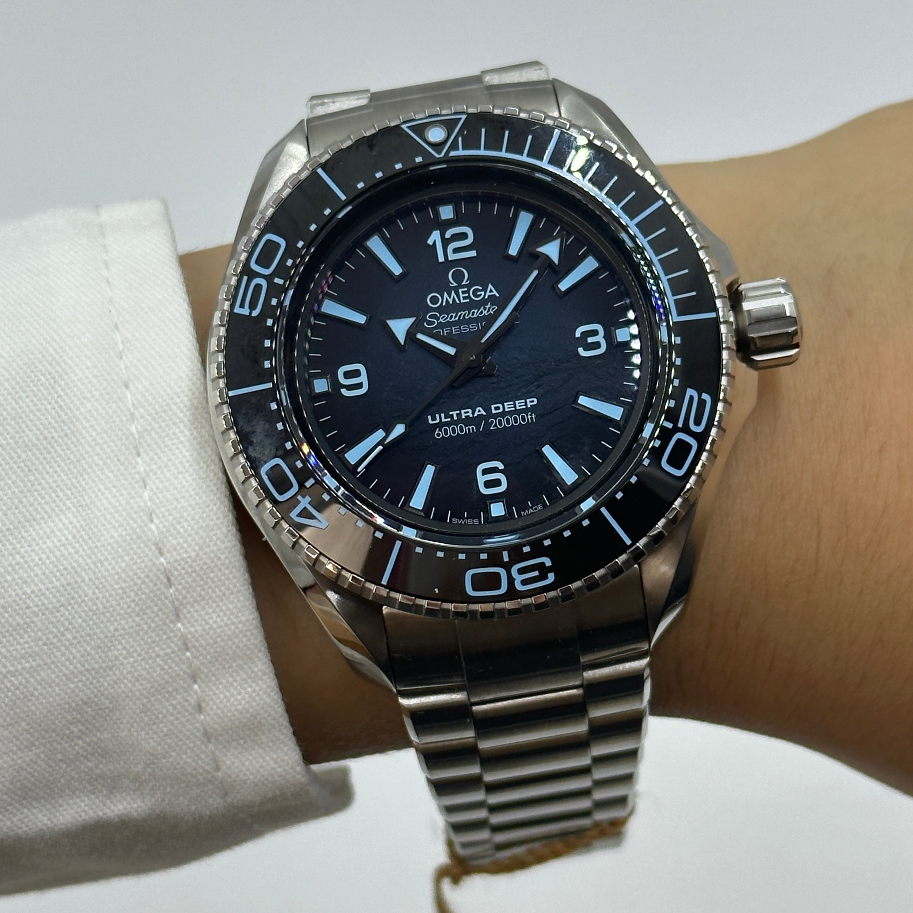Omega Seamaster Planet Ocean 6000M 45.5 mm 215.30.46.21.03.002 2024