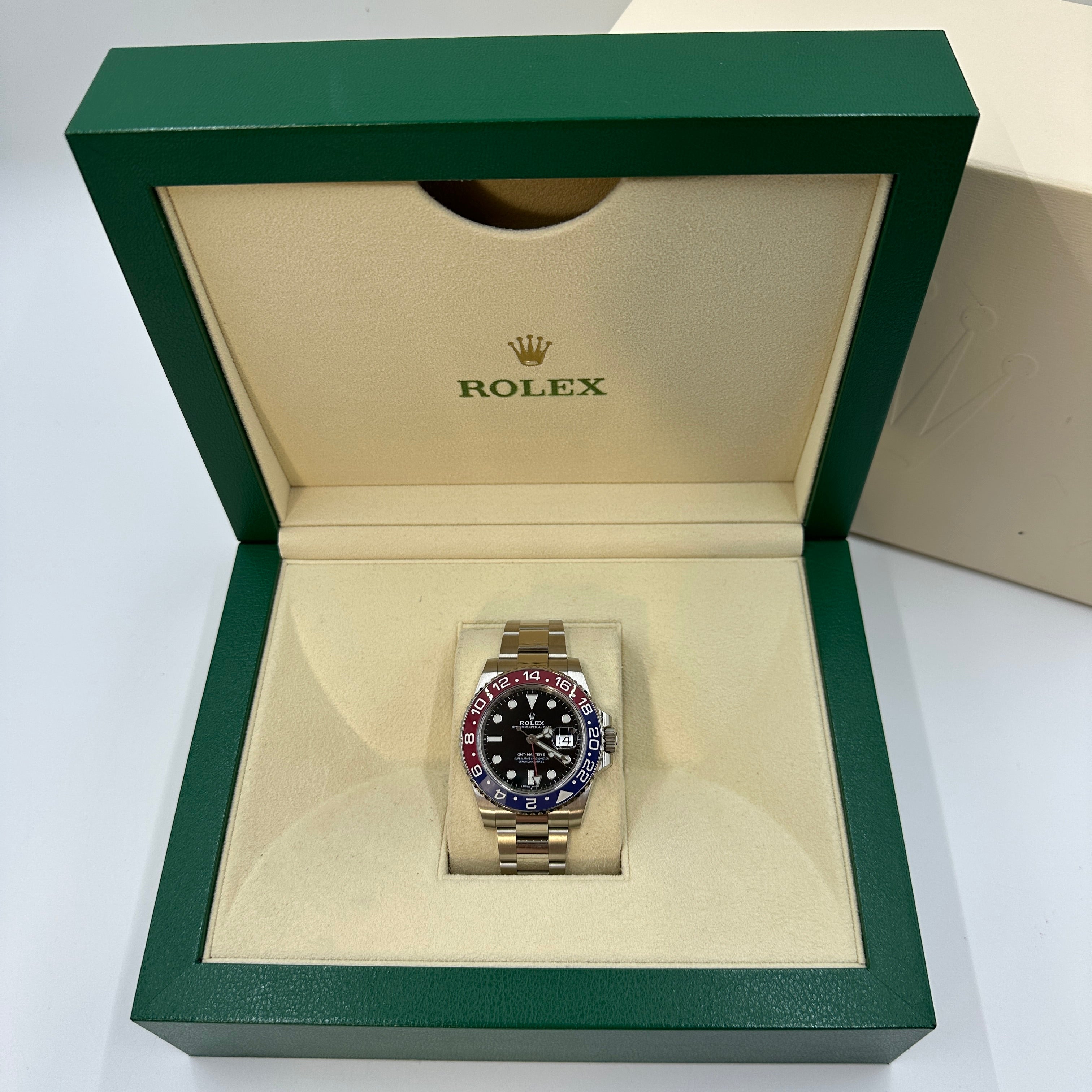 Rolex GMT-Master II 40mm 116719Blro 2021